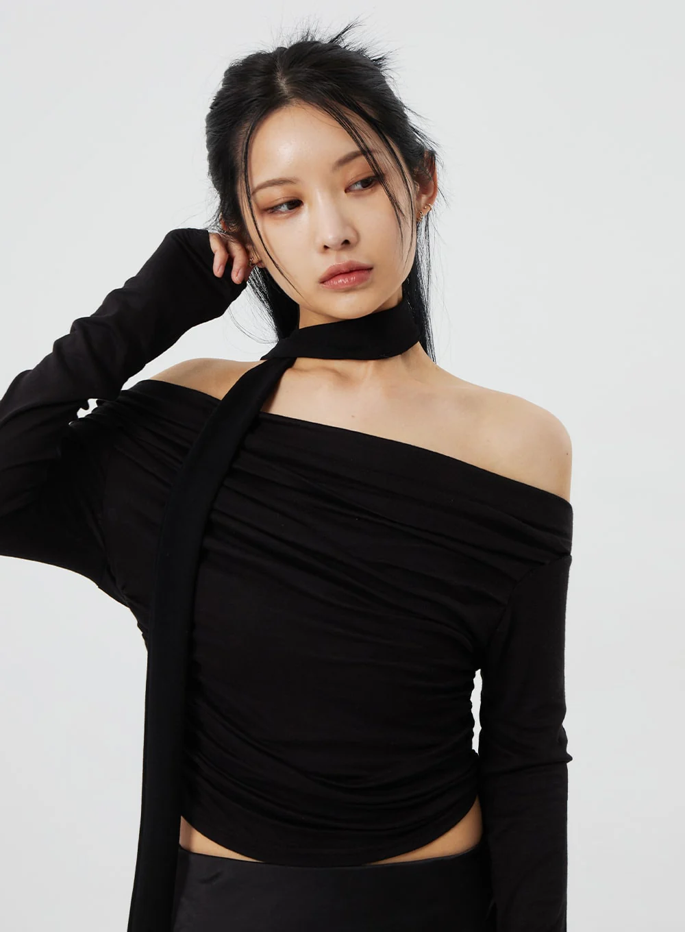 Off-Shoulder Cropped Top CF322 - Image 8