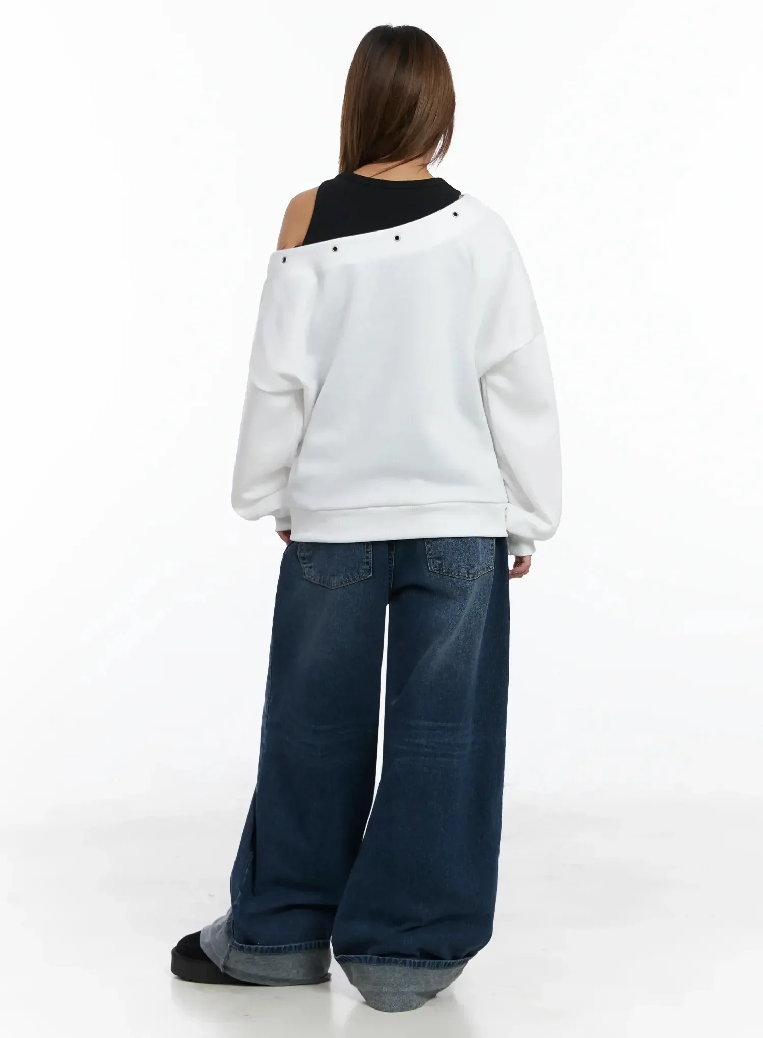 Off-Shoulder Eyelet Graphic Sweater IN528 - Image 8