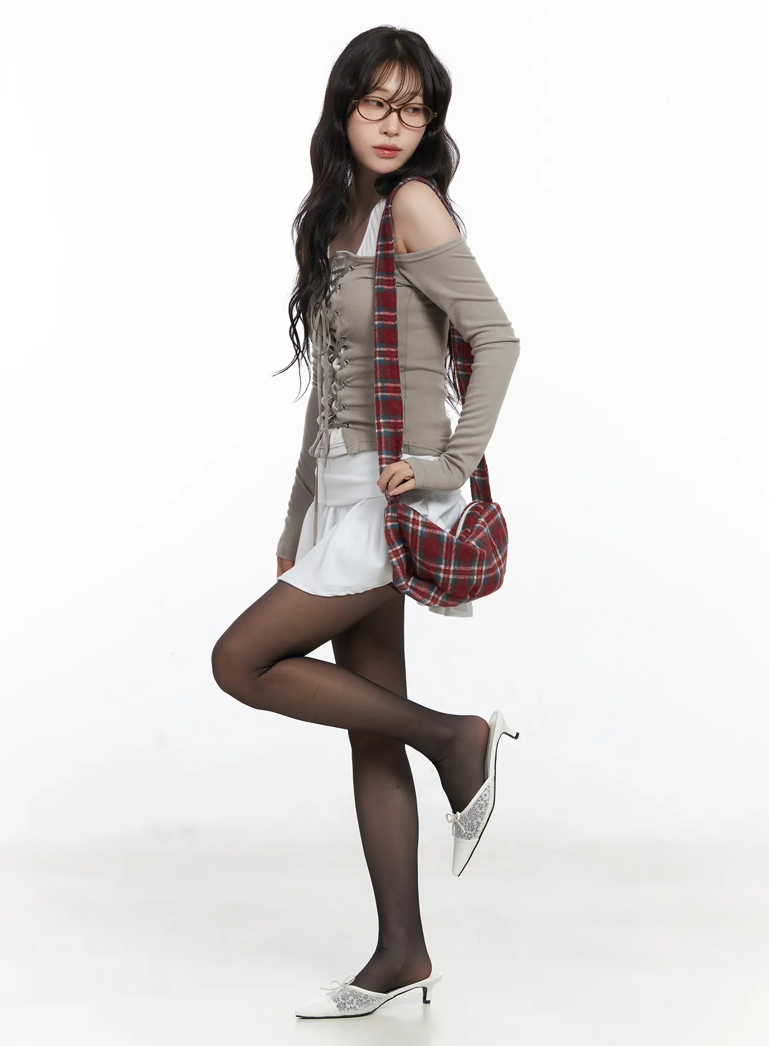 Off-Shoulder Eyelet Lace-Up Top CJ527 - Image 6
