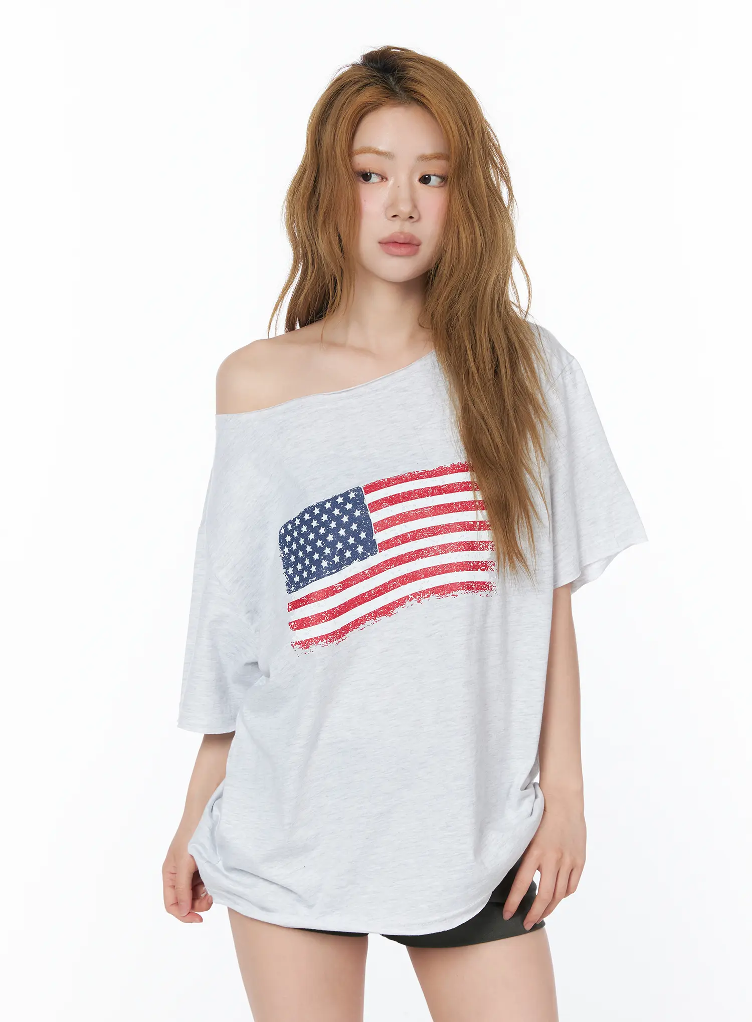 Off-Shoulder Flag Graphic Top CY508 - Image 2