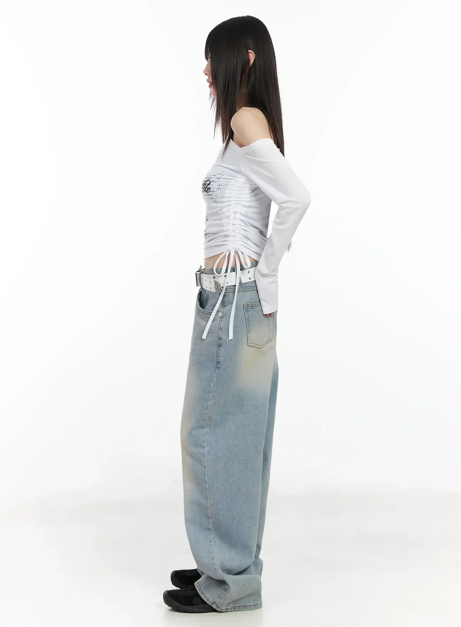 Off-Shoulder Graphic Crop Top IM523 - Image 12