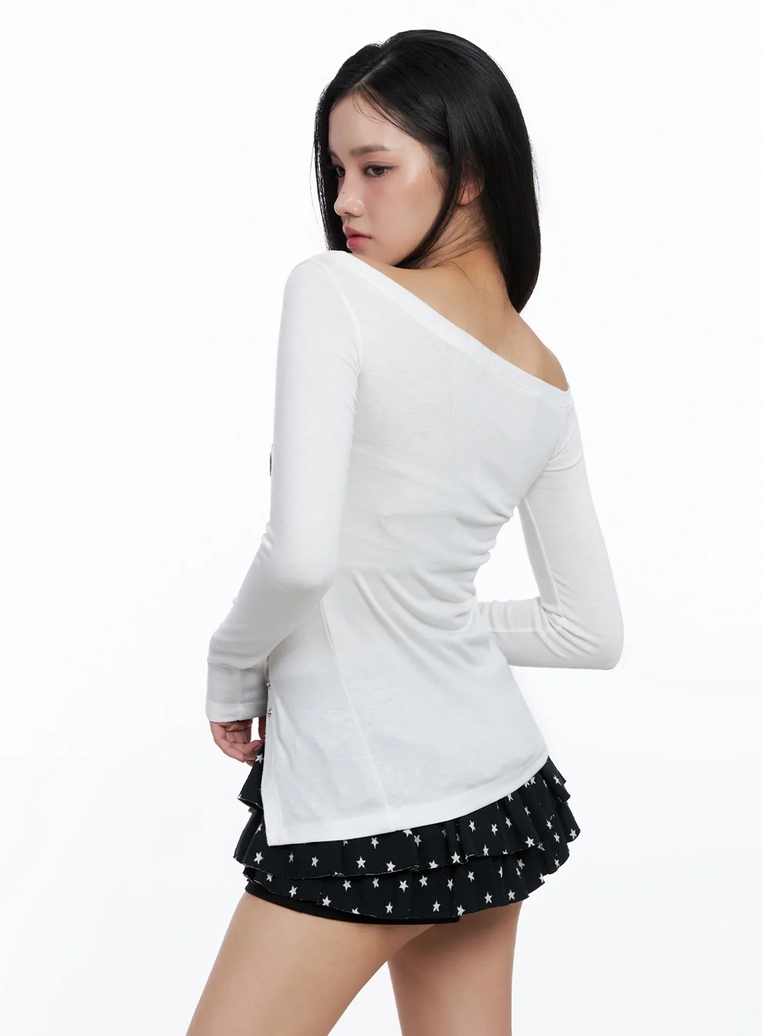 Off-Shoulder Graphic Long Sleeve Tee IS525 - Image 7