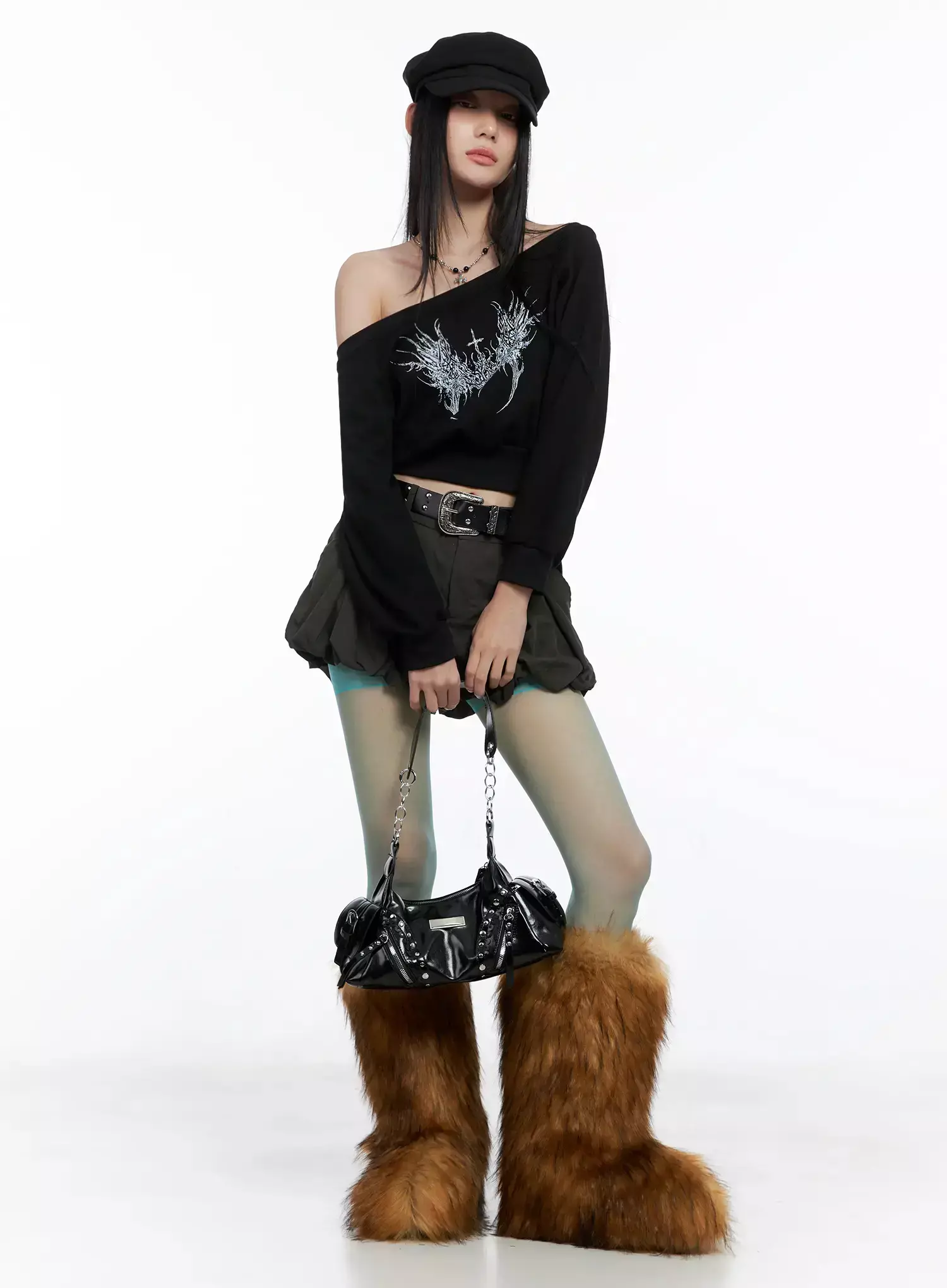 Off-Shoulder Graphic Sweatshirt IS525 - Image 12