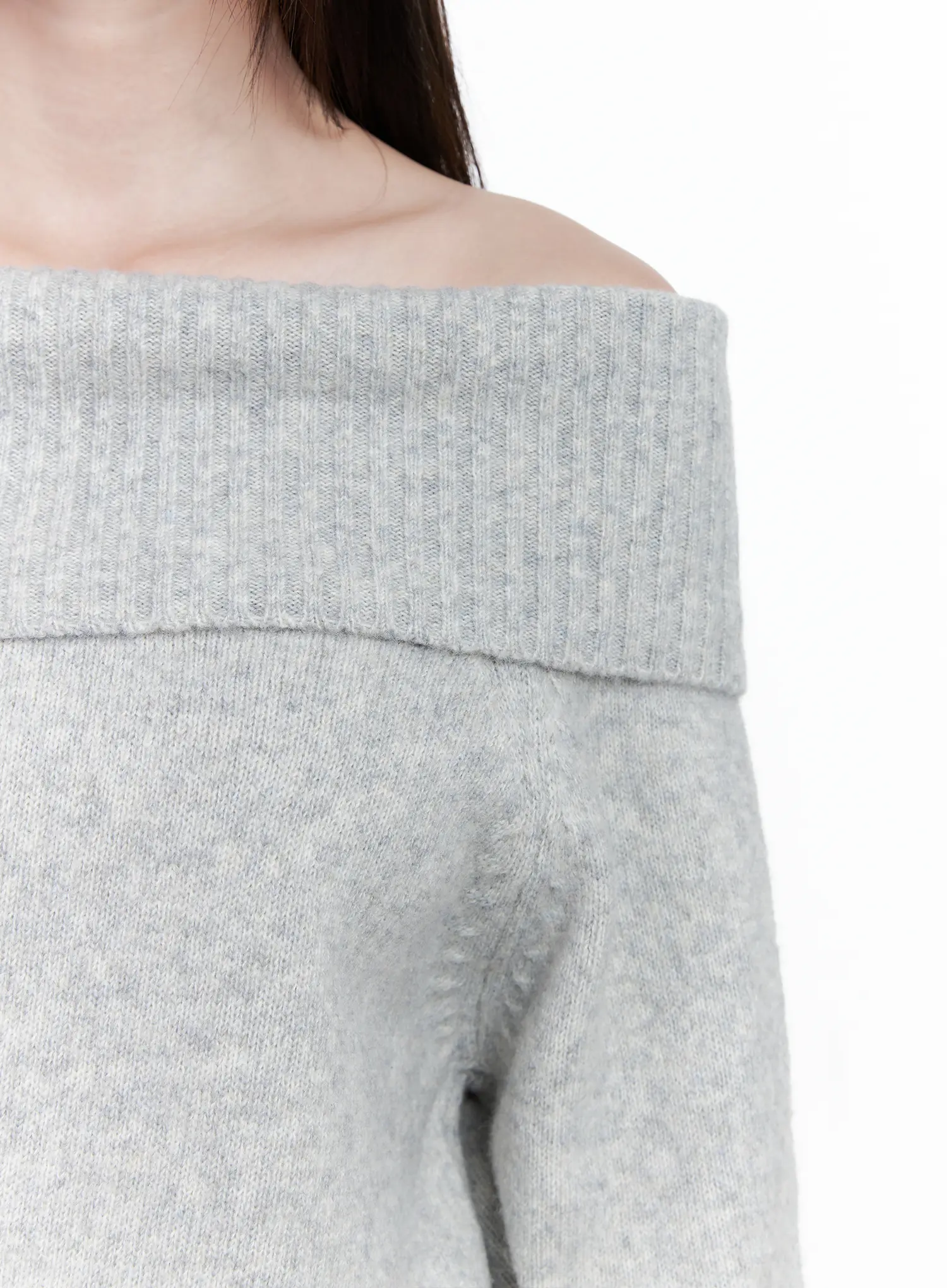 Off-Shoulder Knit Long Sleeve Top CO506 - Image 7