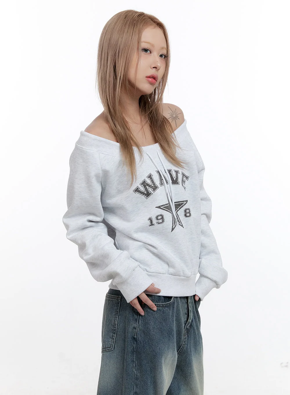 Off-Shoulder Loose Fit Hoodie CN422 - Image 5