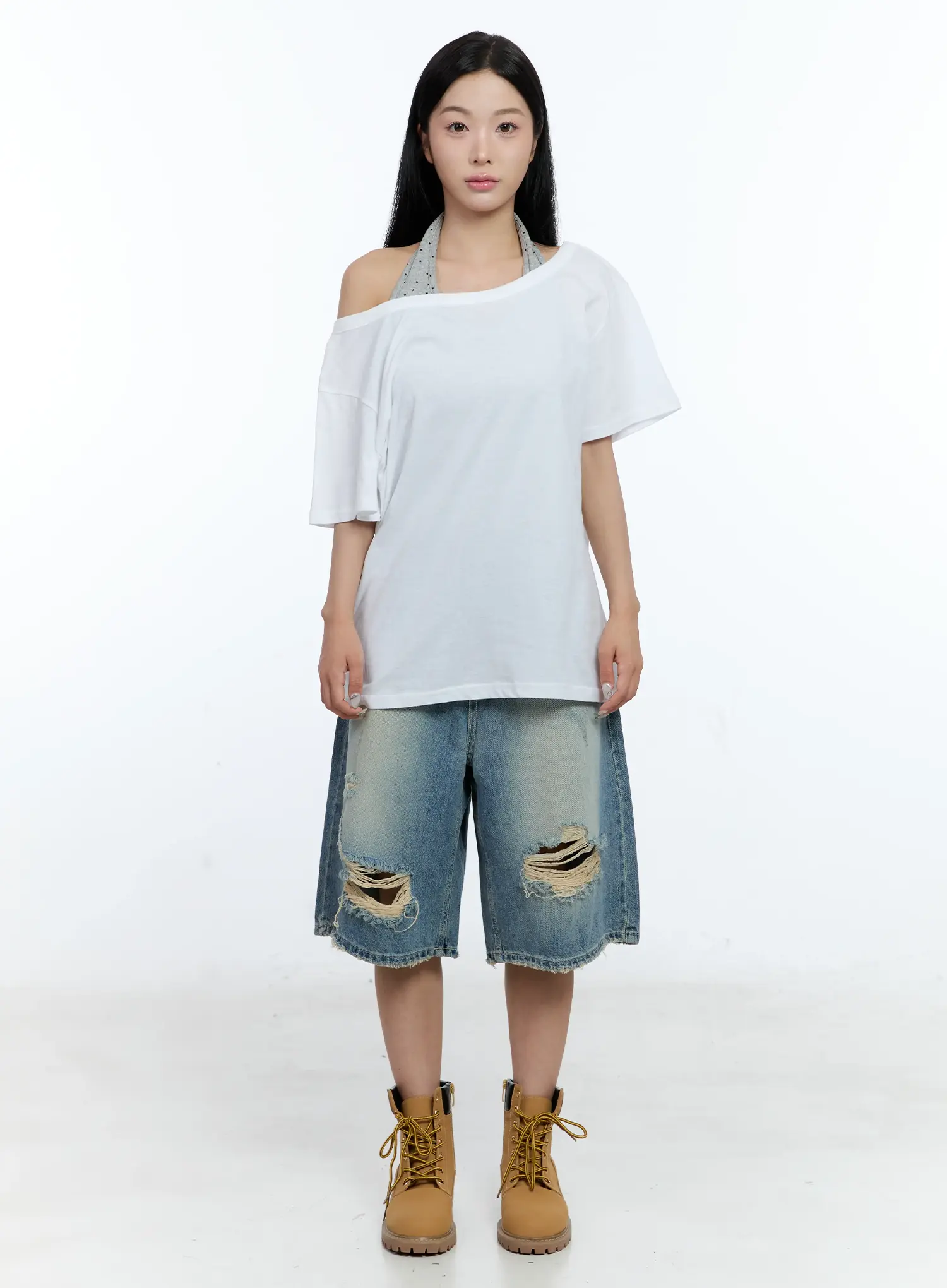 Off-Shoulder Loose-Fit Tee CG501 - Image 2