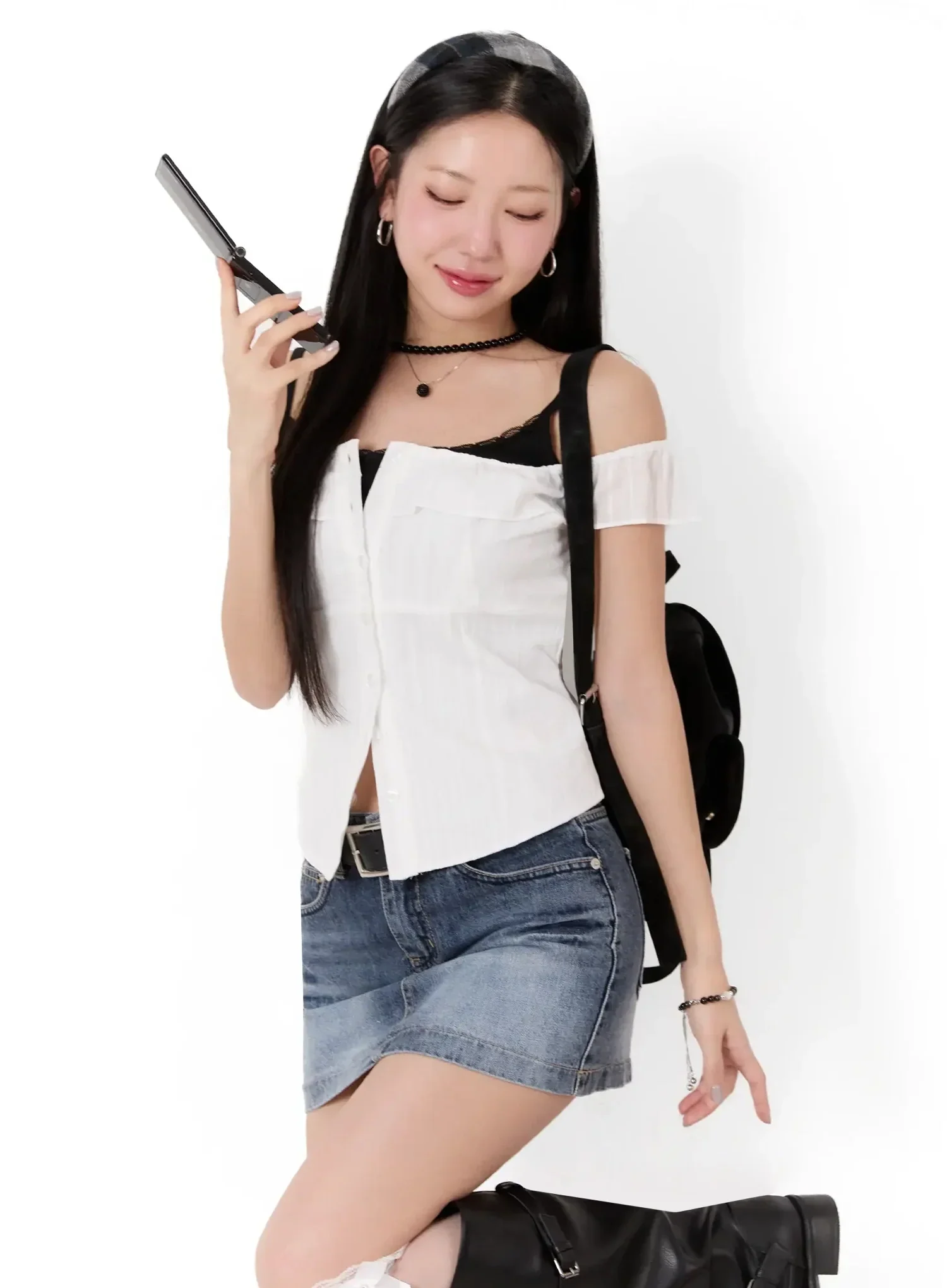 Off-Shoulder Ruffle Blouse IM509