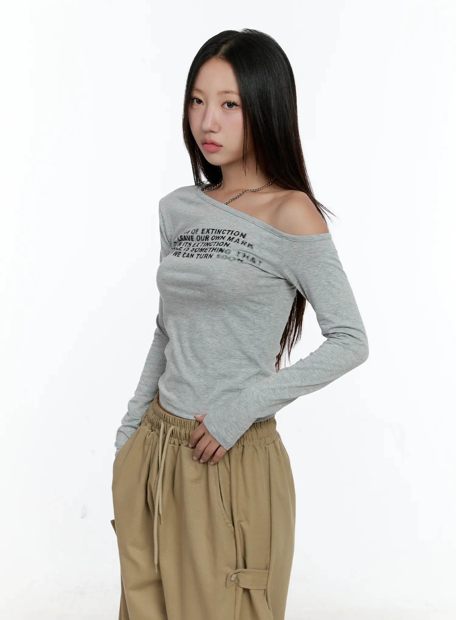 One-shoulder Lettering Long Sleeve CS517 - Image 11