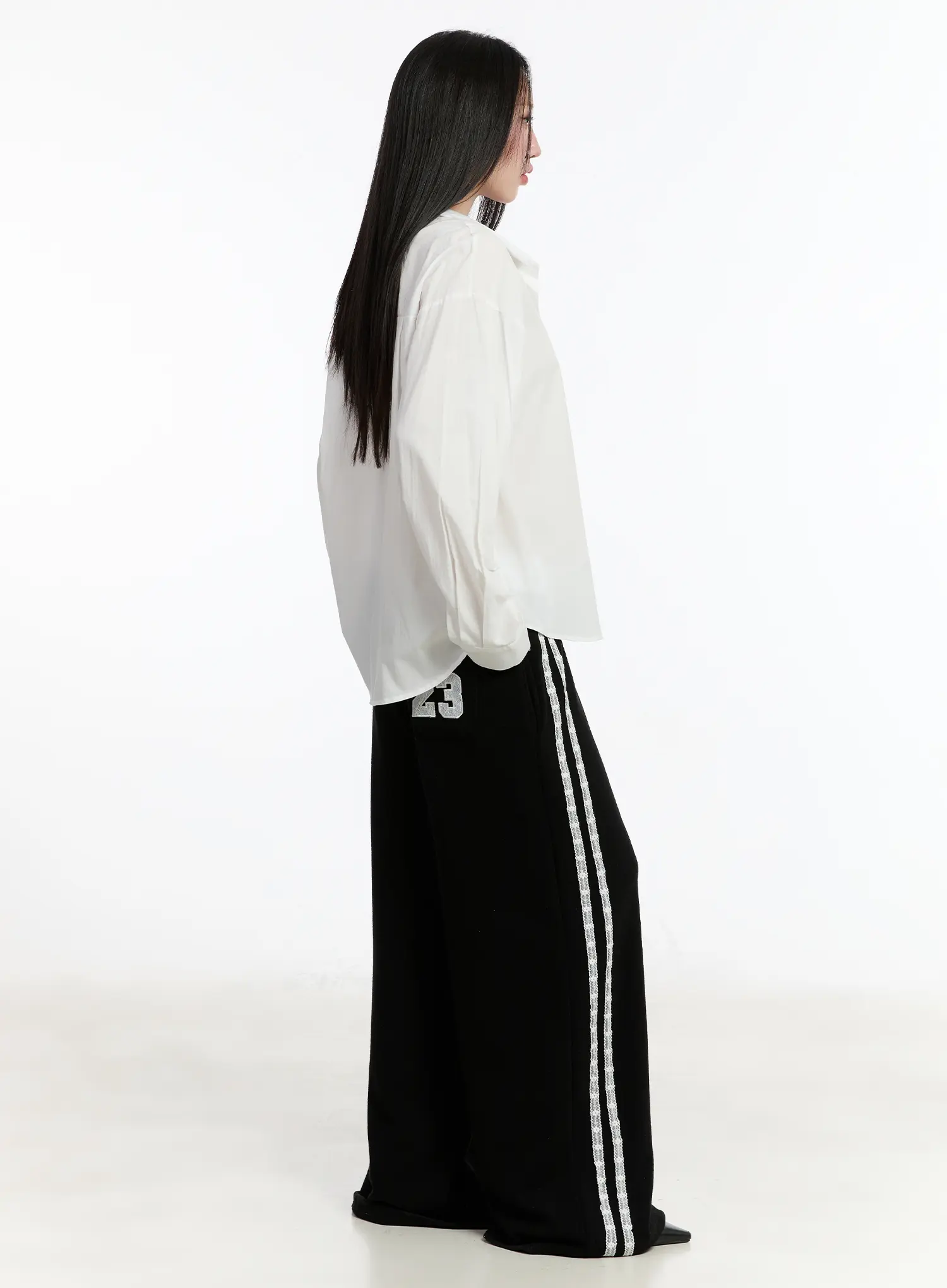 Oversized Button-Up Shirt CM511 - Image 4