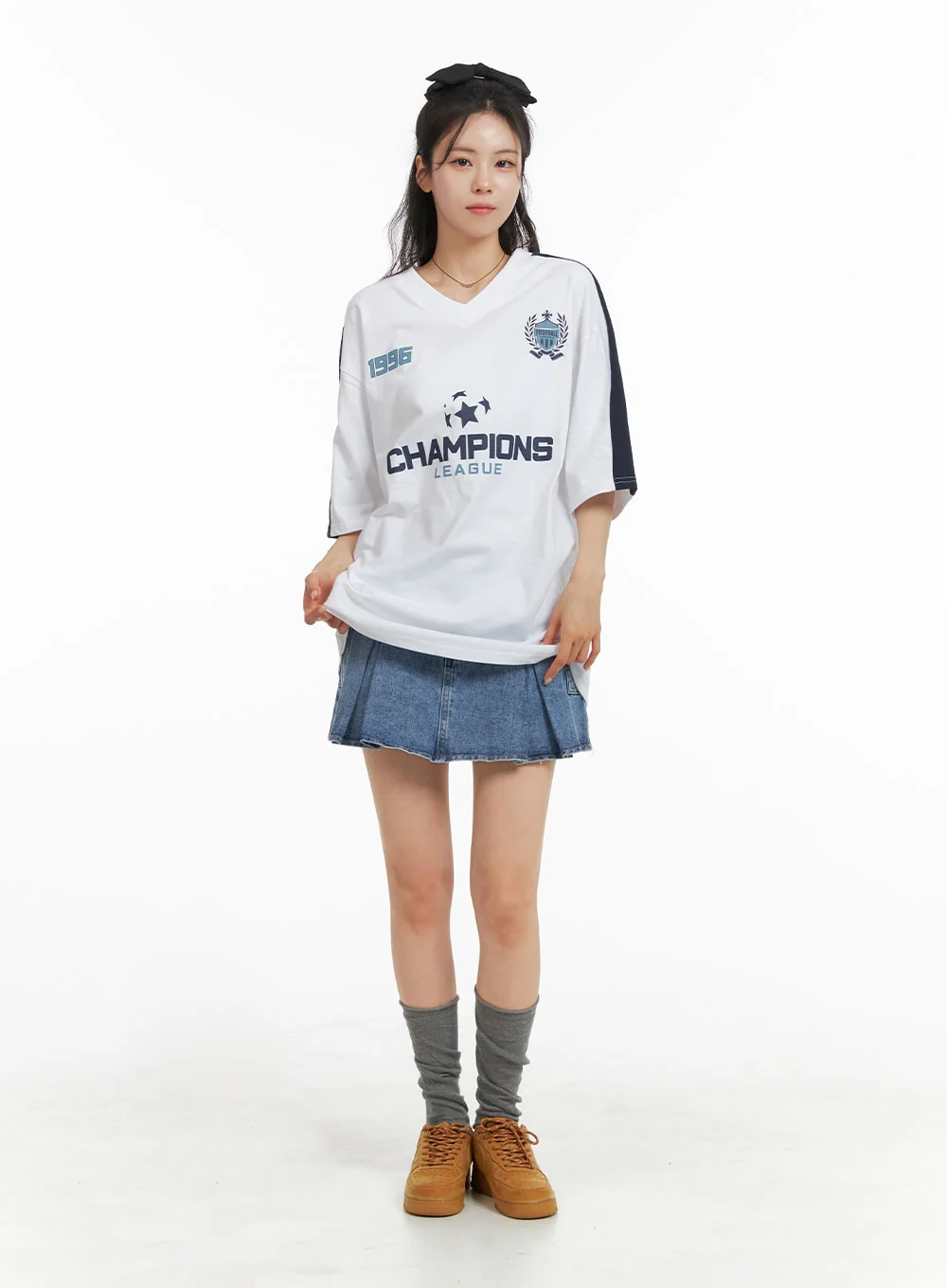 Oversized Champion Graphic Tee OM418 - Image 2