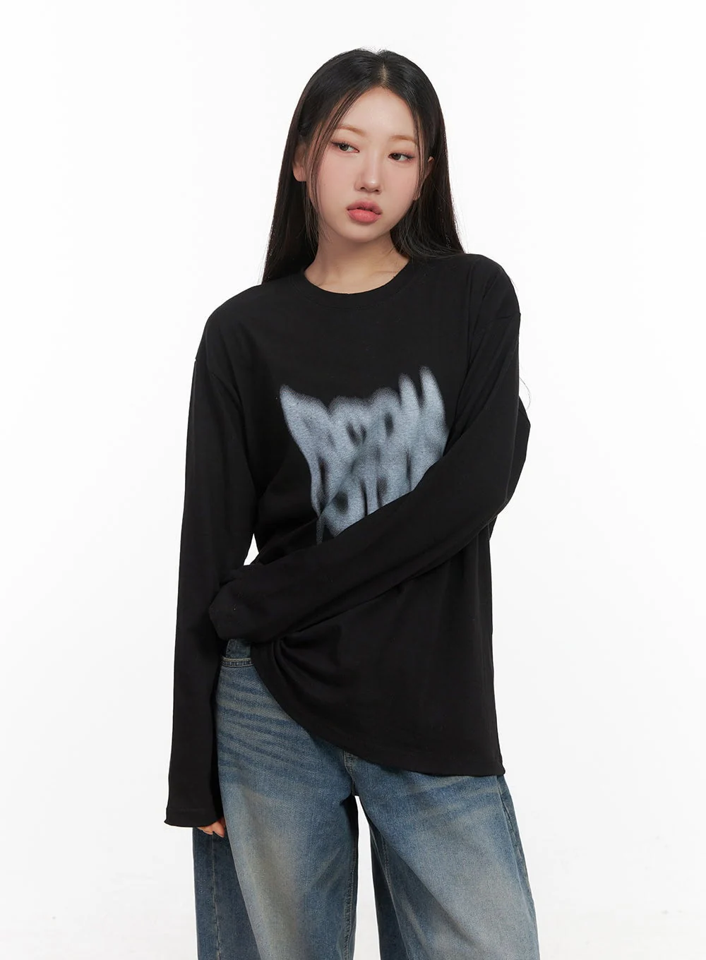 Oversized Graphic Print Long Sleeve Tee CD411 - Image 10