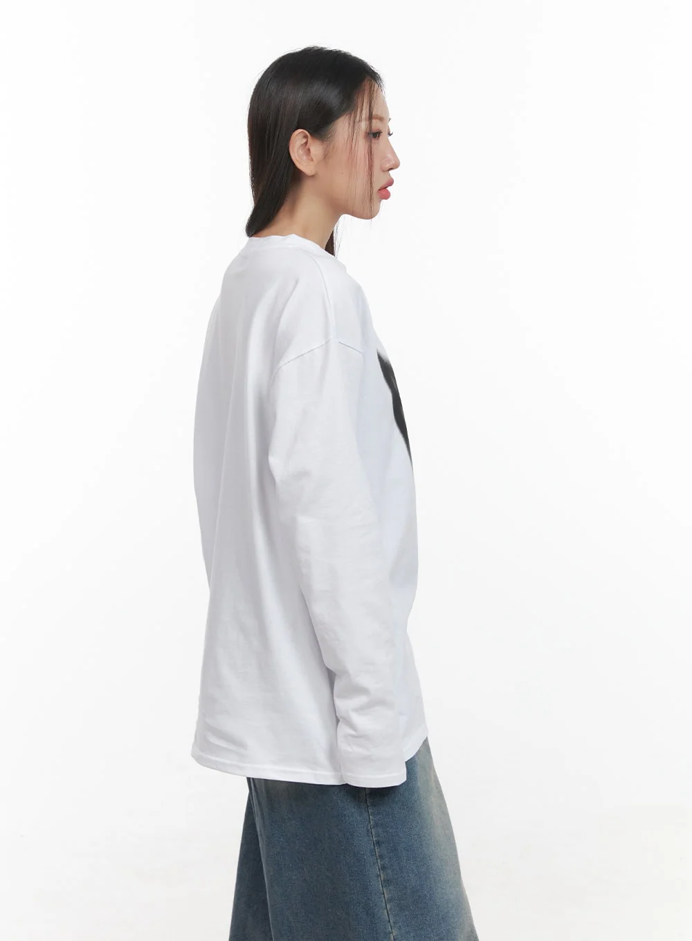 Oversized Graphic Print Long Sleeve Tee CD411 - Image 5