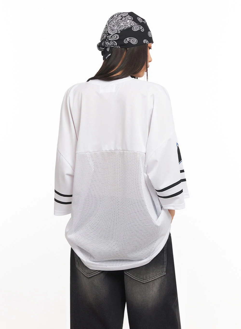 Oversized Mesh Graphic Tee IA504 - Image 9