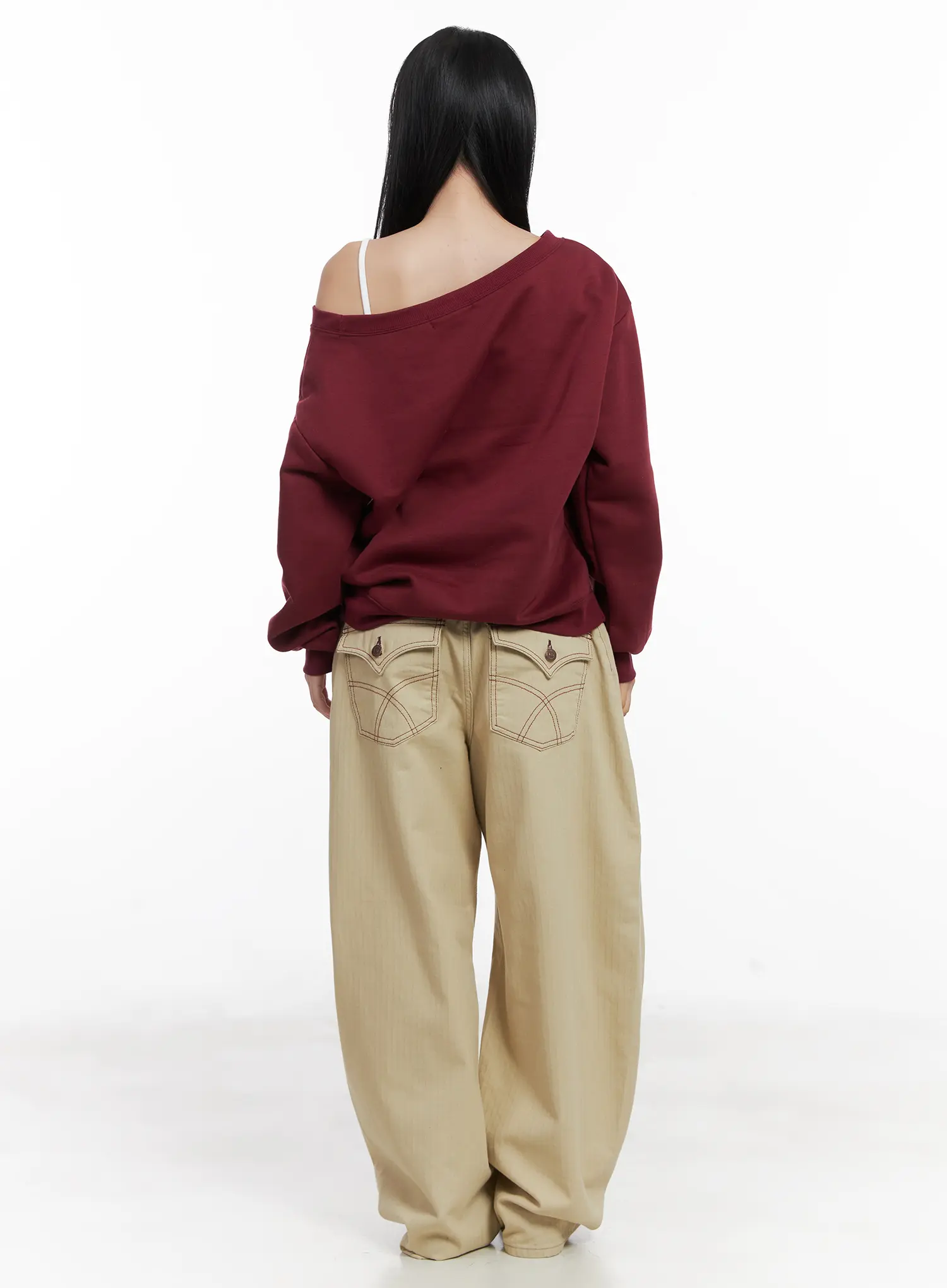 Oversized Off-Shoulder Graphic Sweatshirt CN528 - Image 5