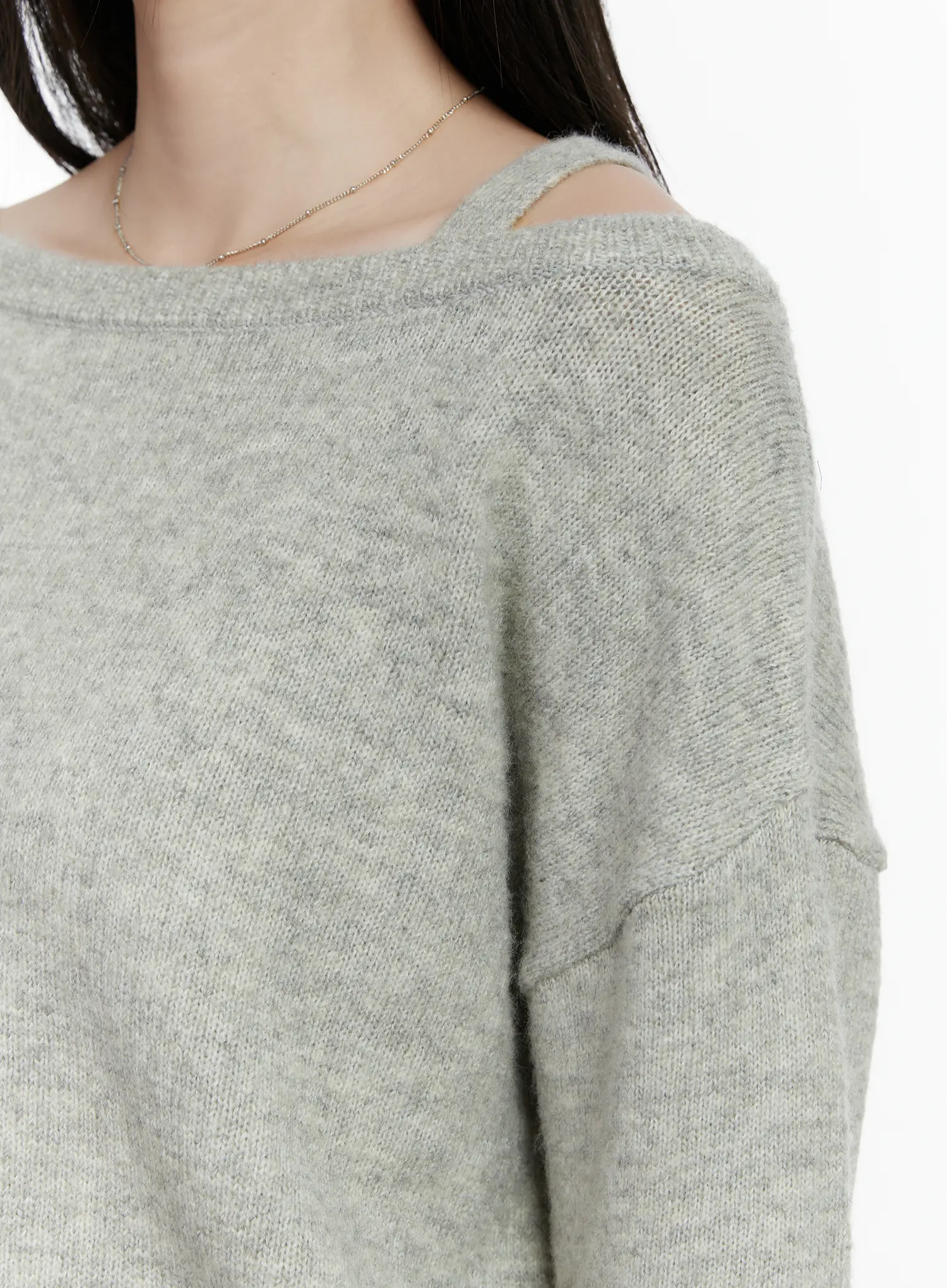Oversized Off-Shoulder Knit Sweater F502 - Image 5