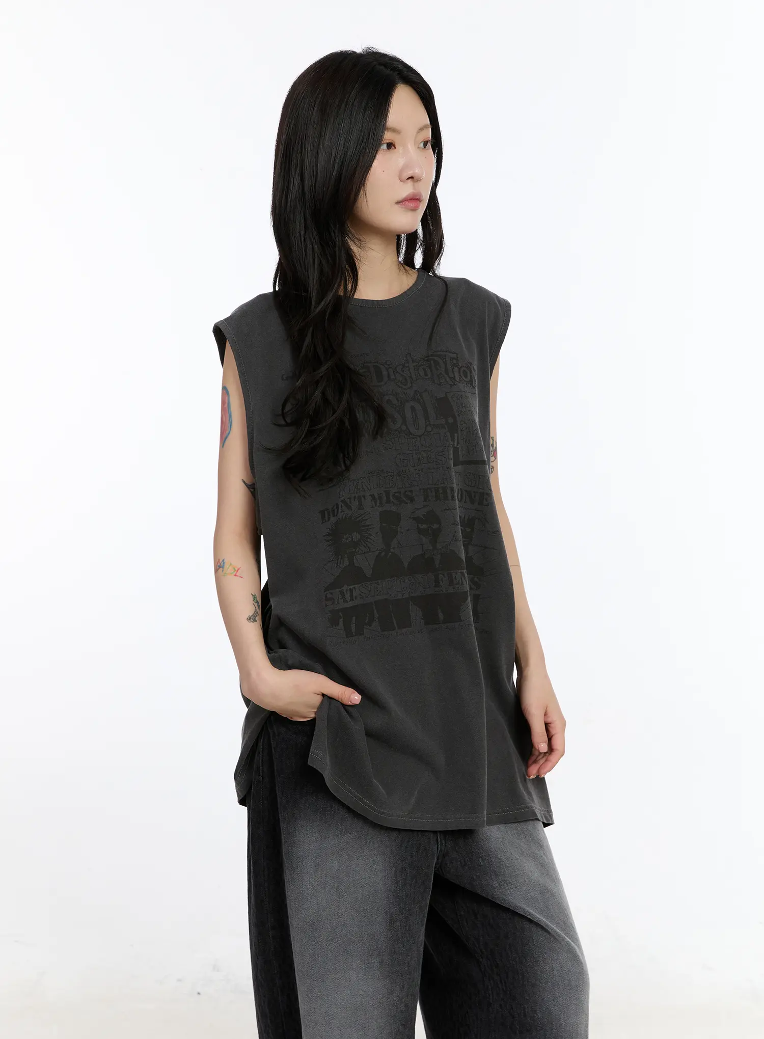 Oversized Pigment Print Sleeveless Top CA508 - Image 6