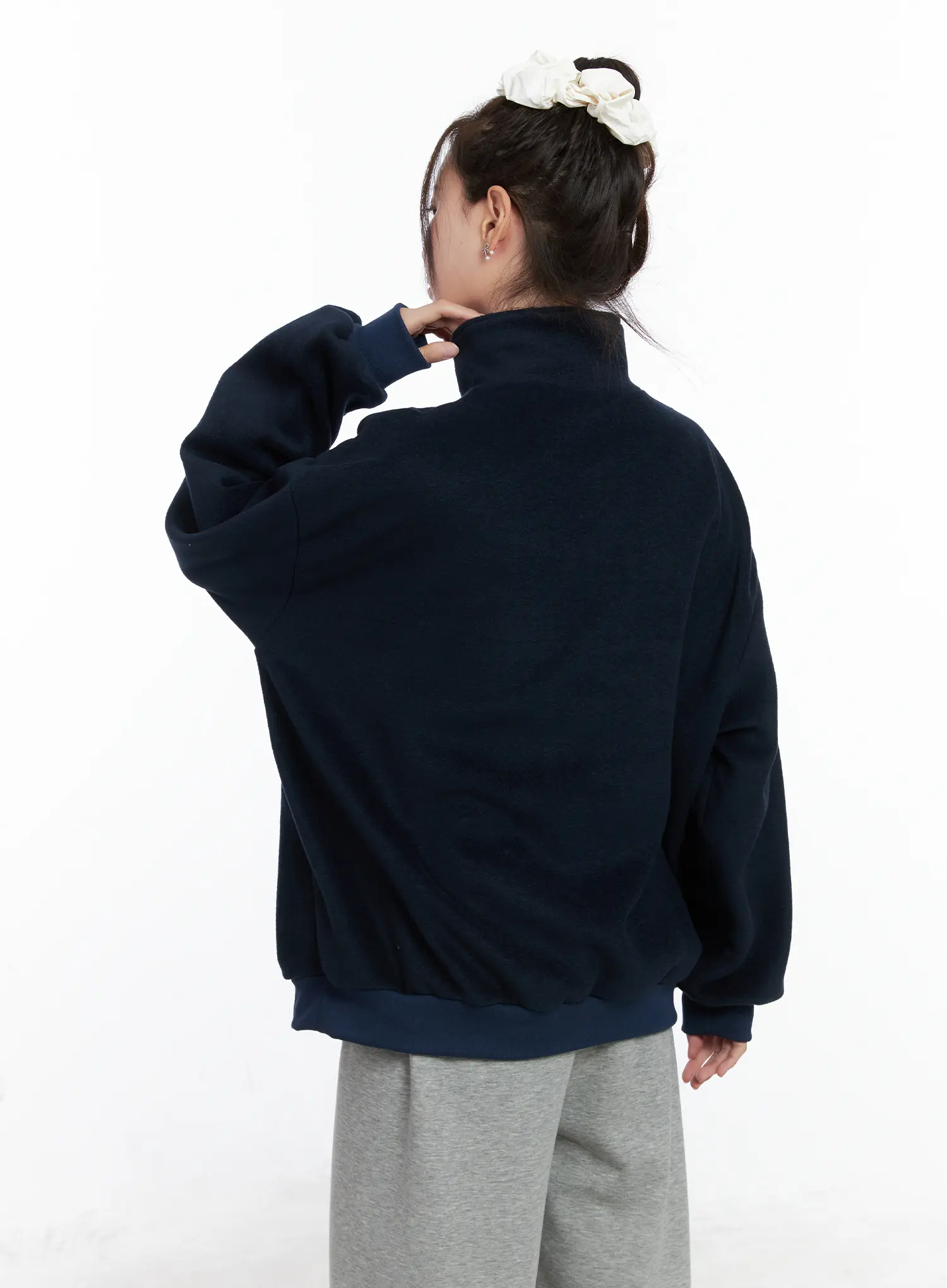 Oversized Quarter-Zip Fleece Pullover CN518 - Image 6