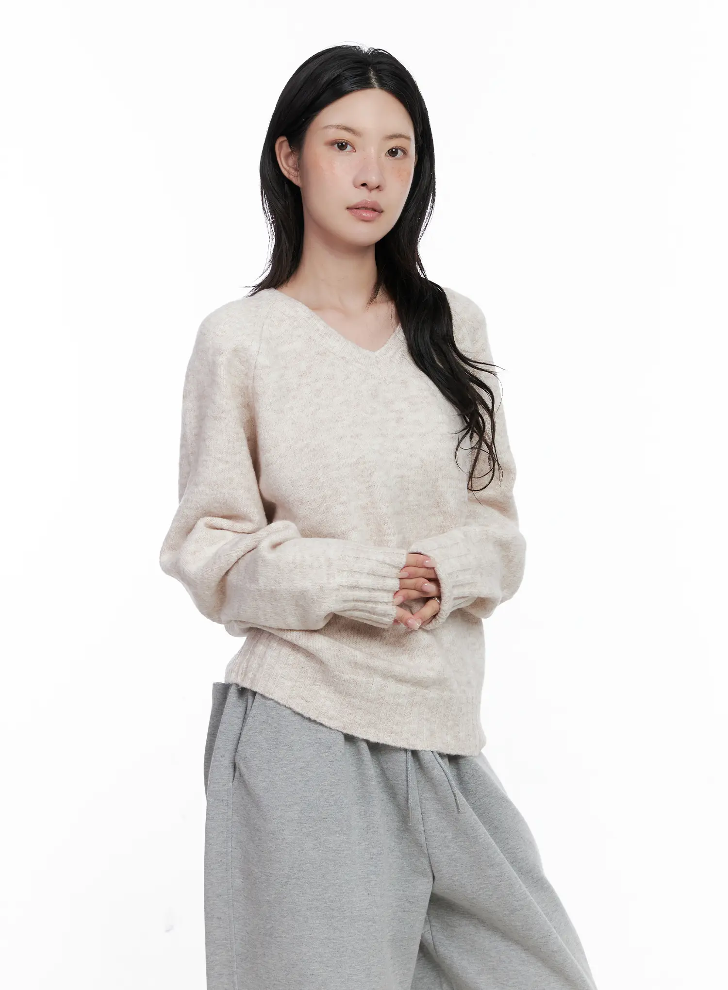 Oversized V-Neck Knit Sweater CS529 - Image 9