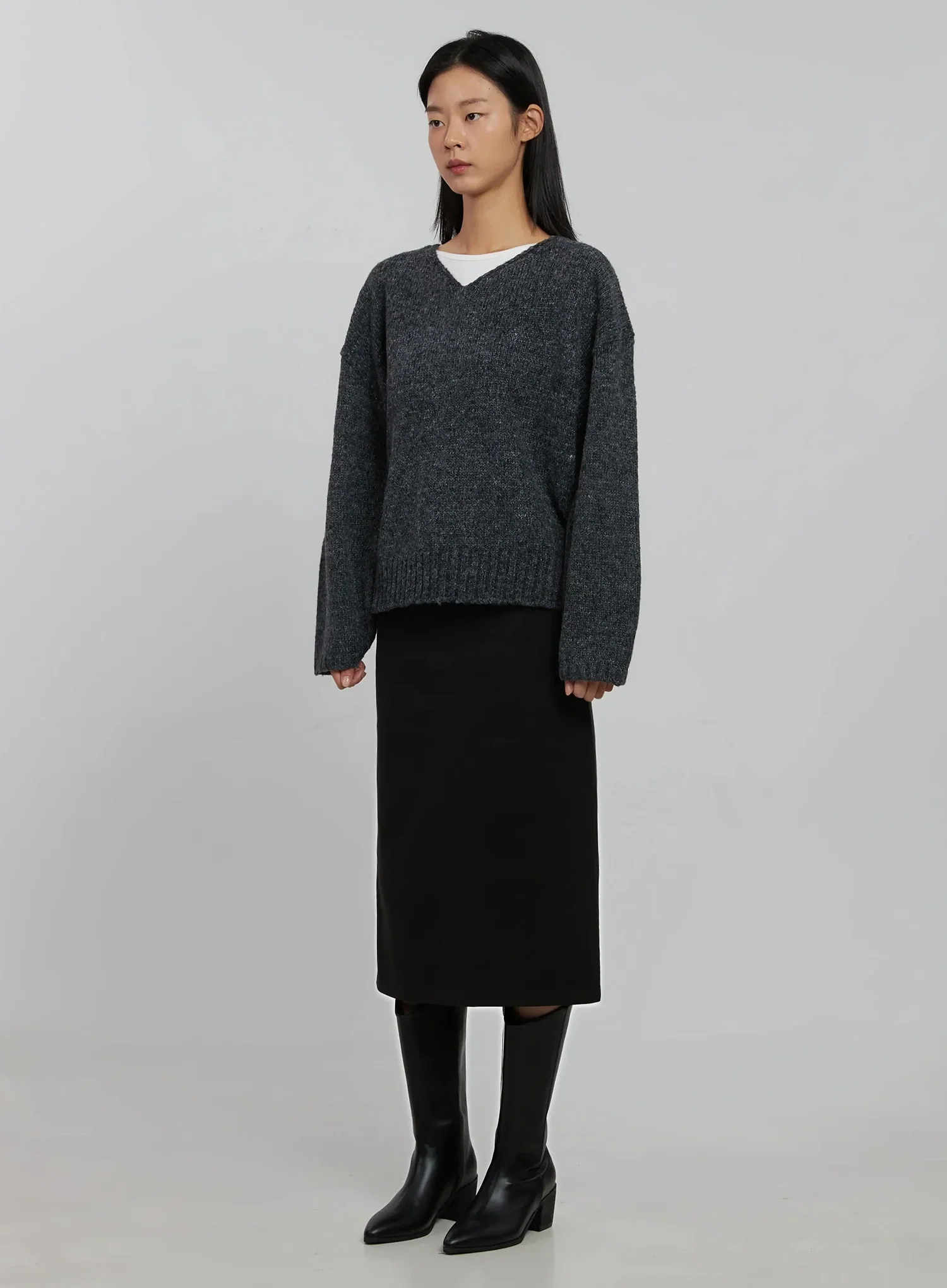 Oversized V-Neck Knit Top IJ508 - Image 5