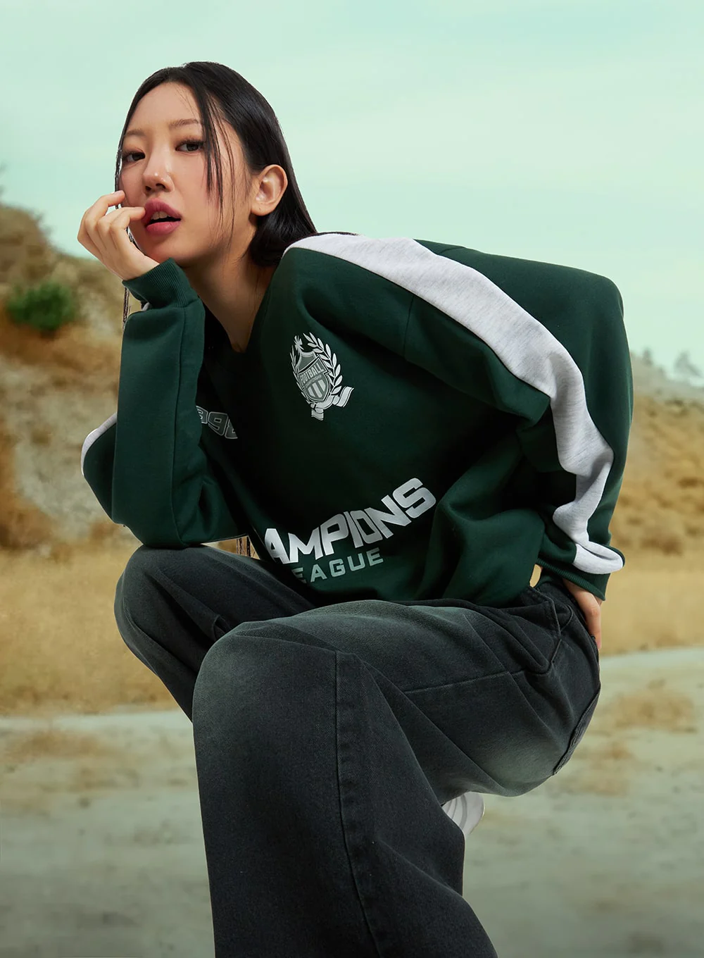 Oversized V Neck Sweatshirt IN322