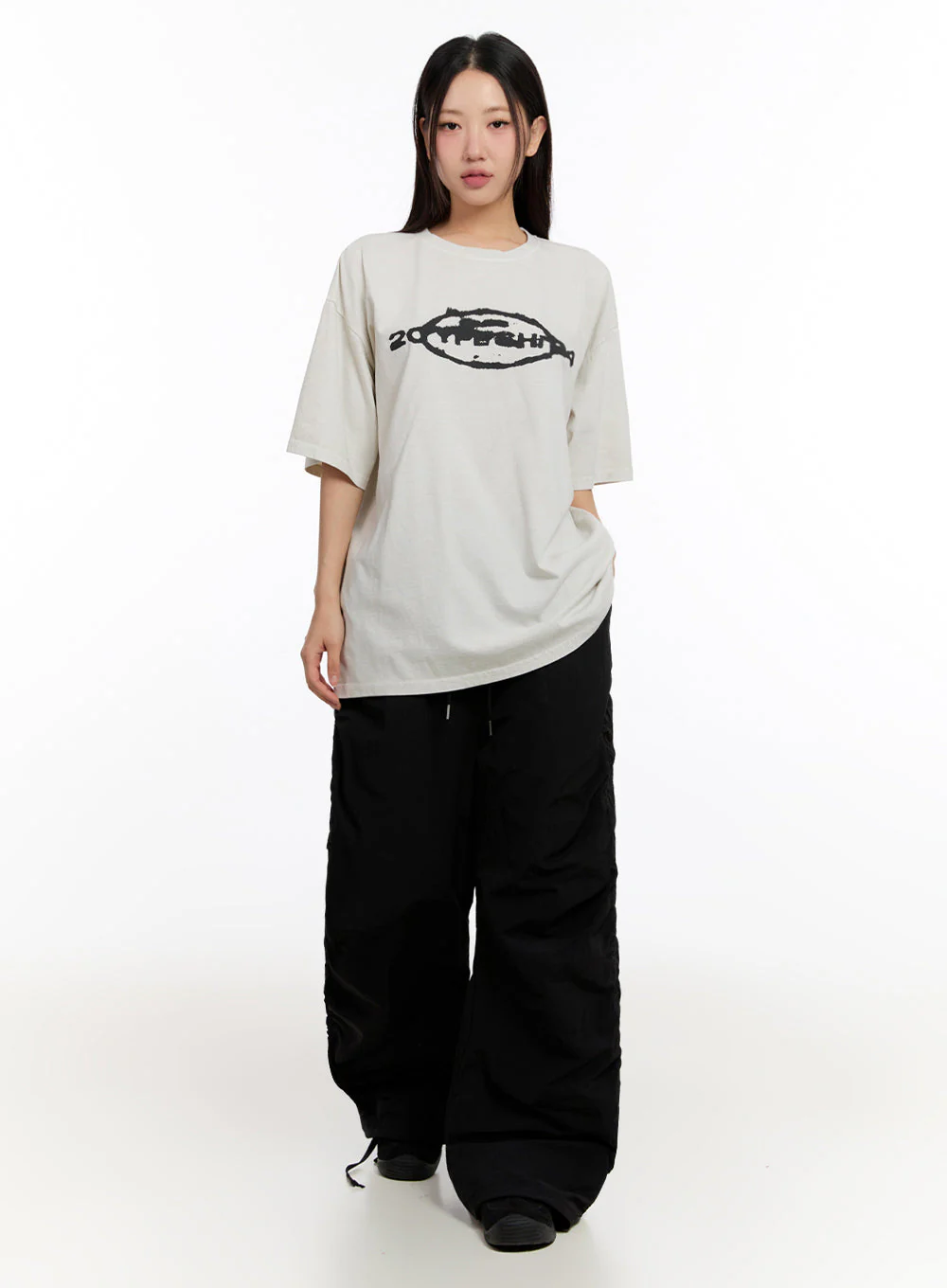 Oversized Washed Graphic Tee IU509 - Image 11