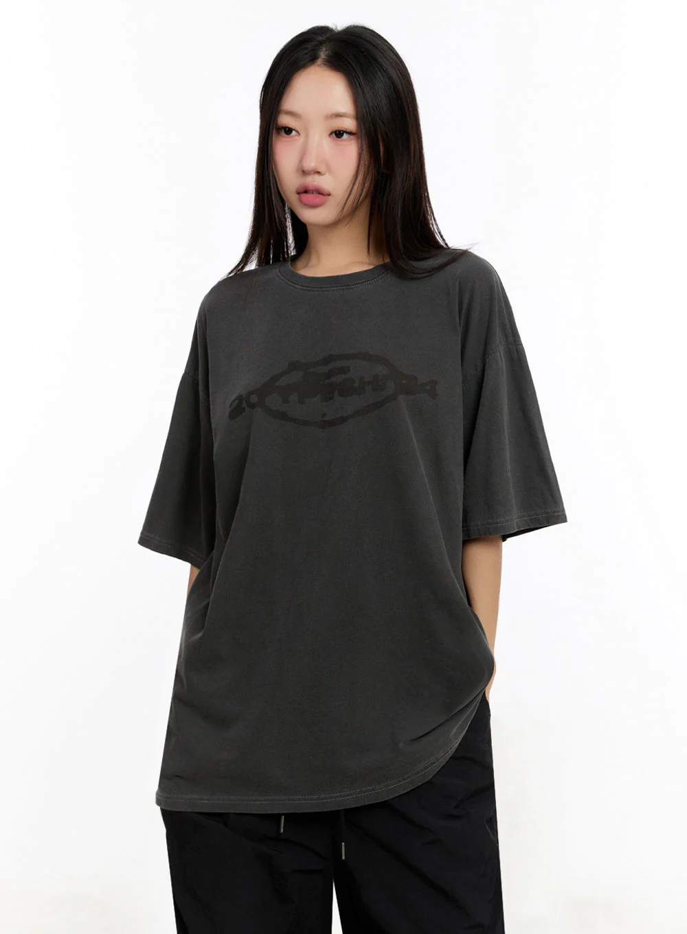 Oversized Washed Graphic Tee IU509 - Image 6