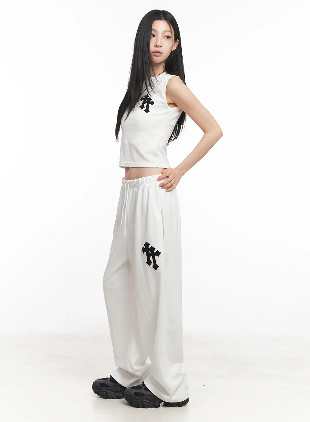 Patched Chic Sleeveless Top IY516 - Image 13