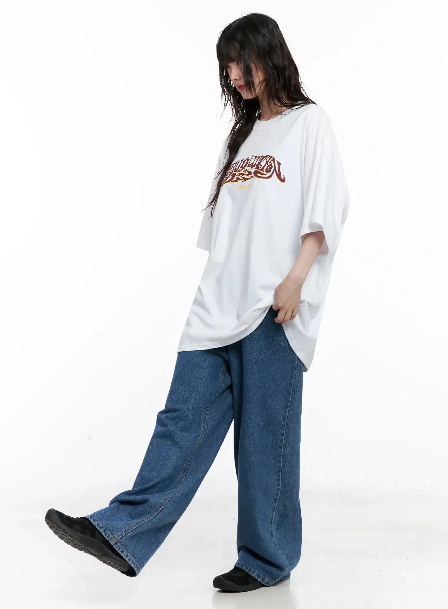 Pharita Loose-Fit Jeans IL528 - Image 10