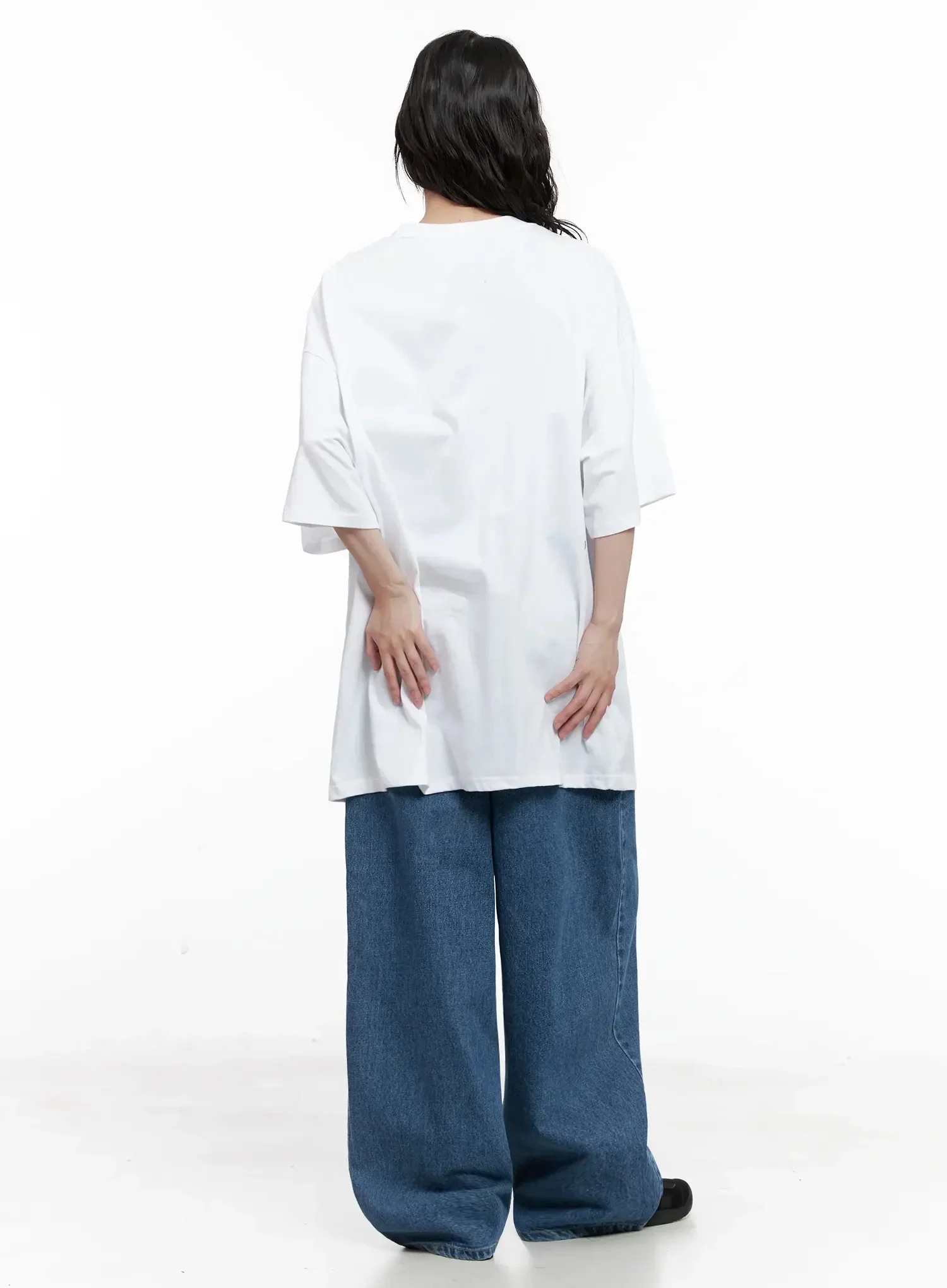Pharita Loose-Fit Jeans IL528 - Image 11