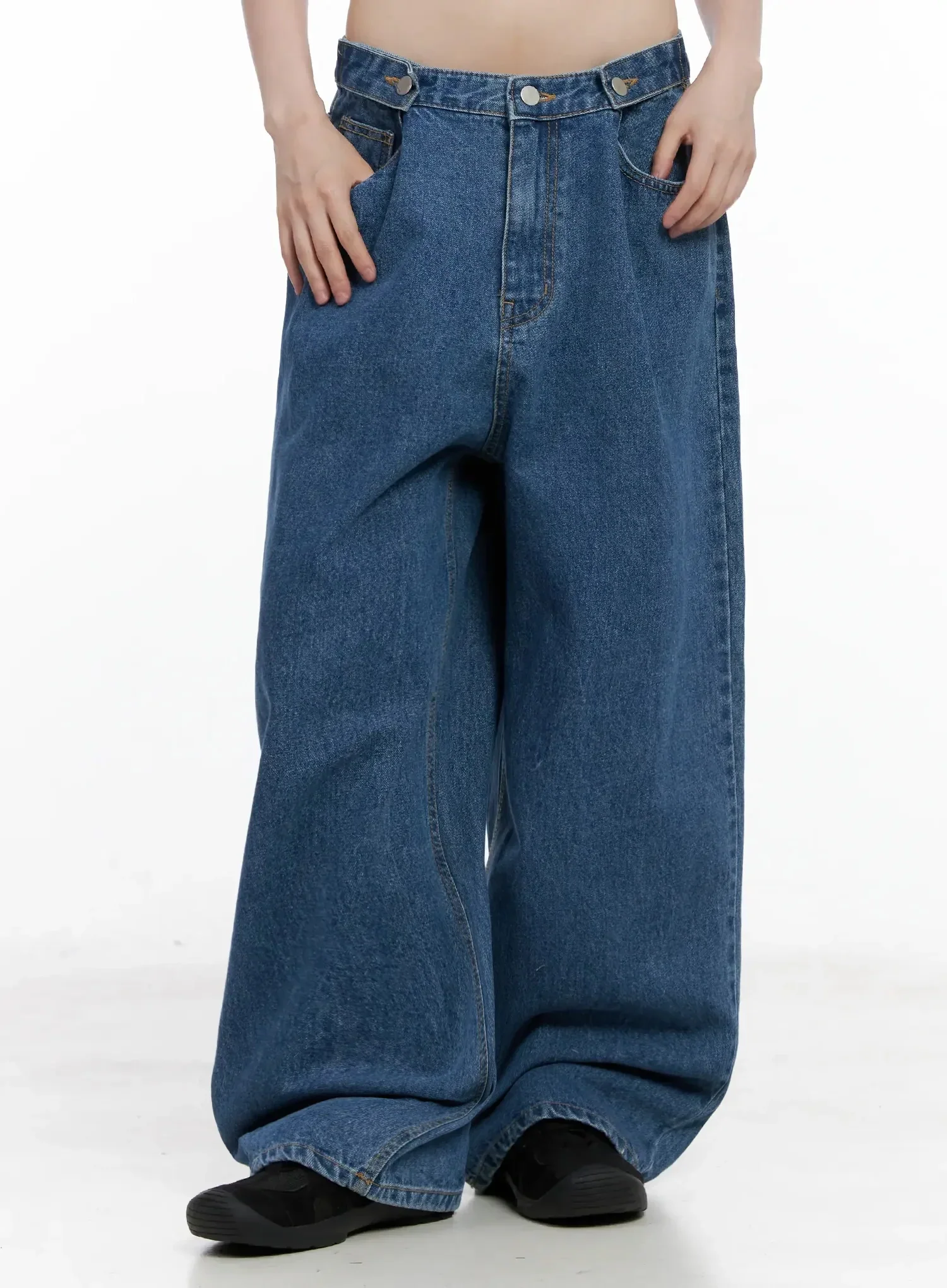 Pharita Loose-Fit Jeans IL528 - Image 7