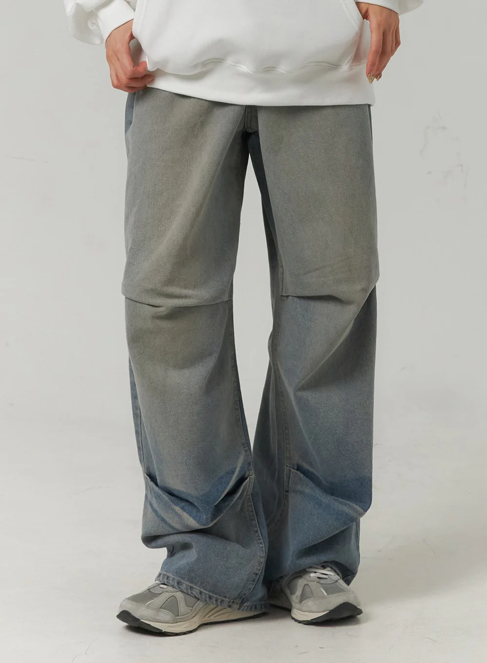 Pintuck Washed Denim Wide-Leg Jeans CJ418 - Image 4