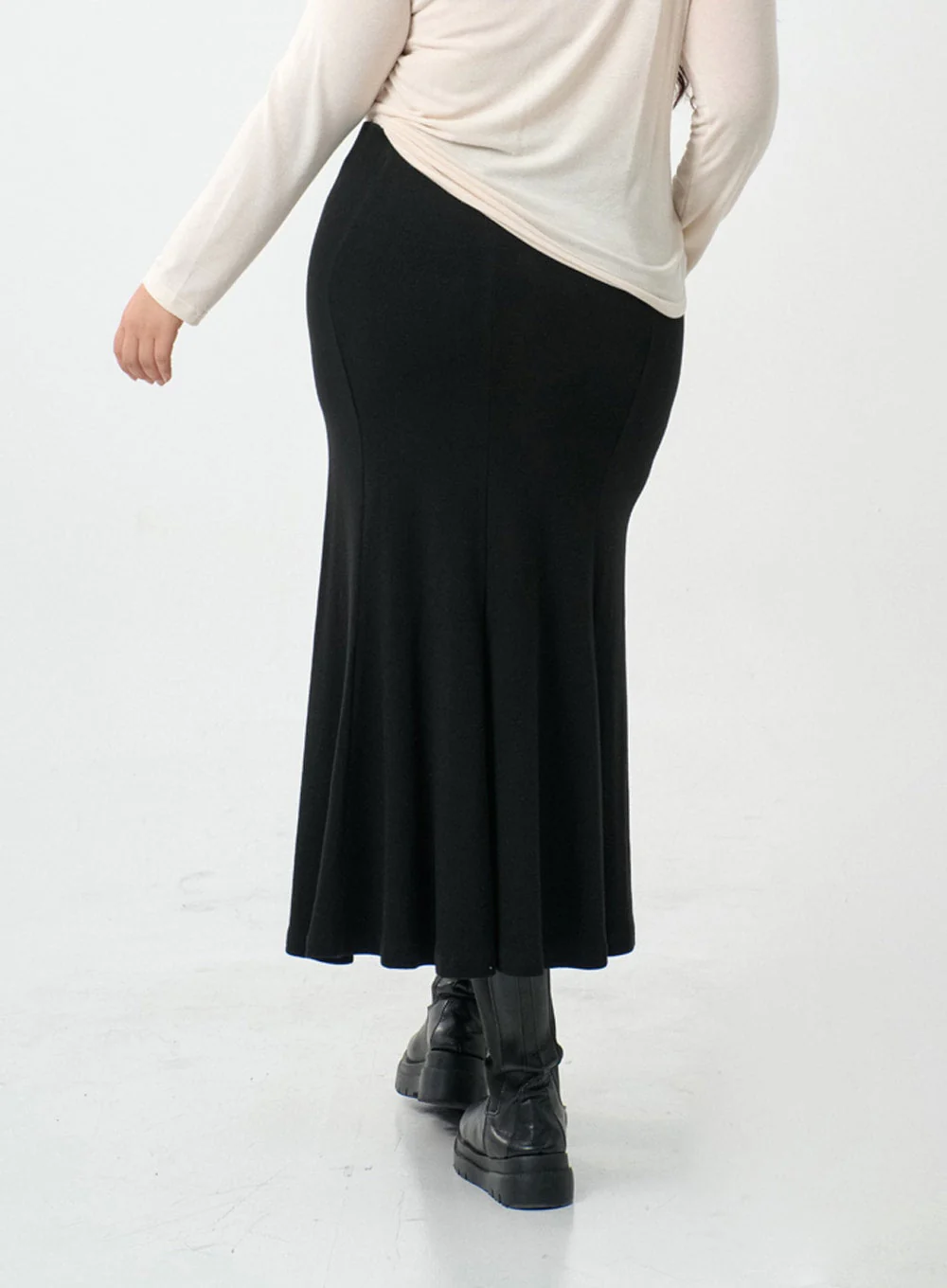 Plus Mermaid Line Long Bending Skirt IO06 - Image 3
