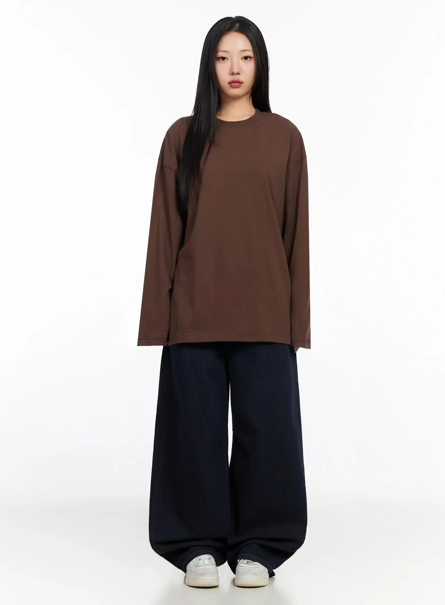 Relaxed-Fit Long Sleeve Tee IA507 - Image 9