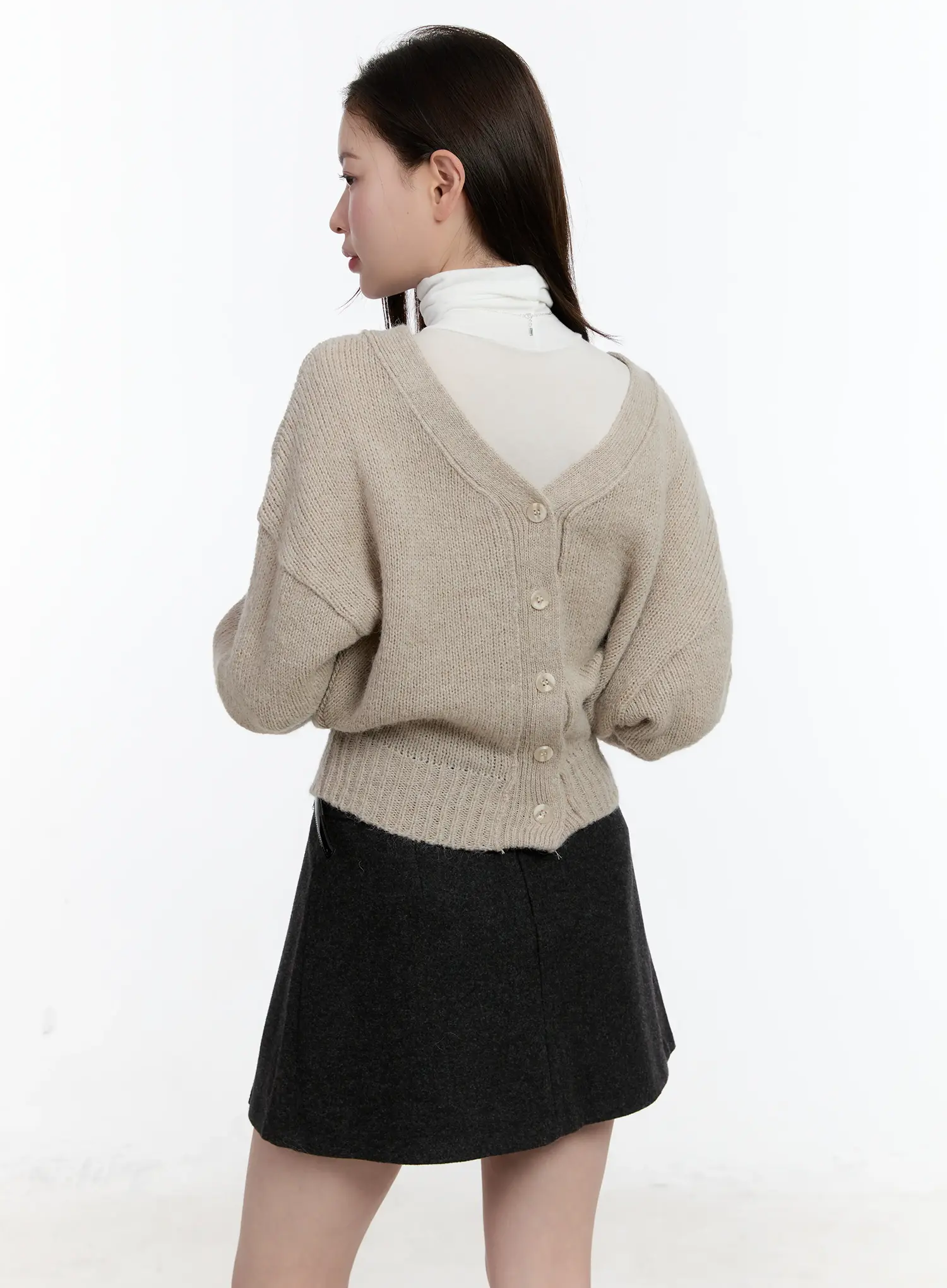 Reversible Classic V-Neck Cardigan ID511 - Image 9