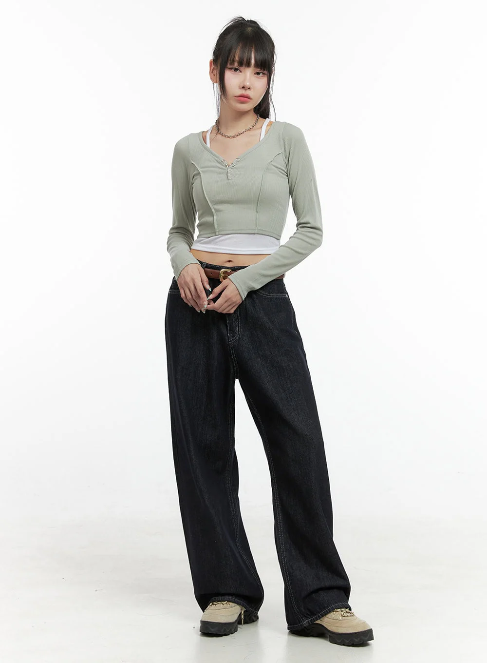 Ribbed Button V-Neck Crop Top OS410 - Image 3