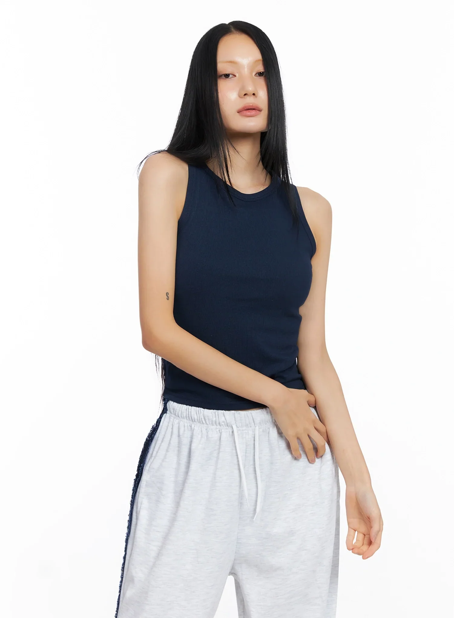 Ribbed Sleeveless Crop Top IO517 - Image 5