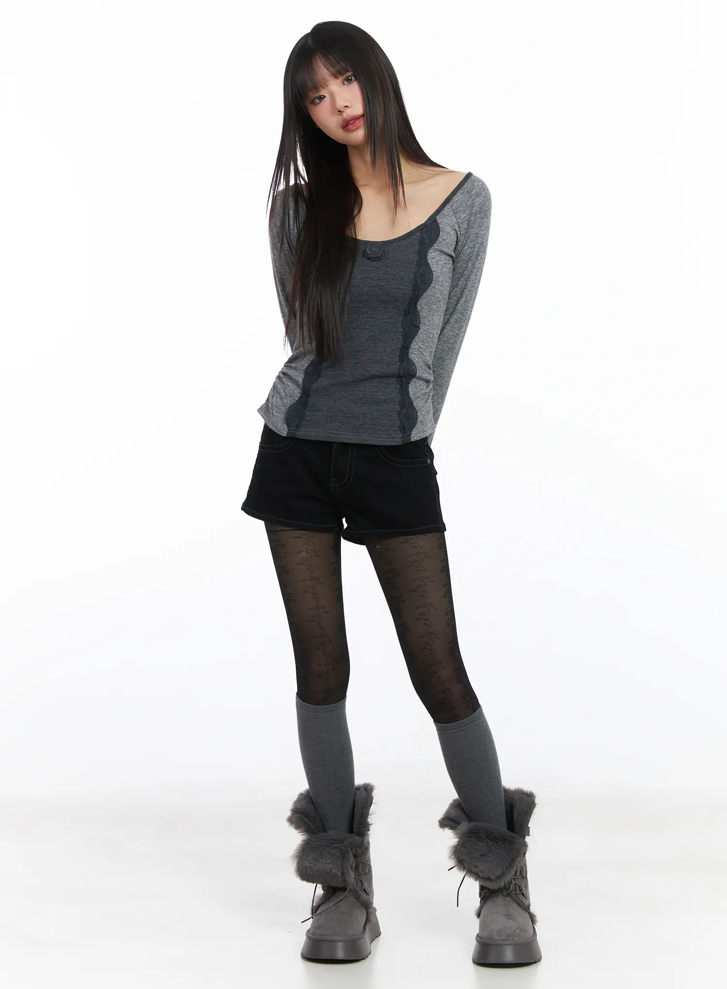 Robson Rose Lace U-Neck Top CD519 - Image 2