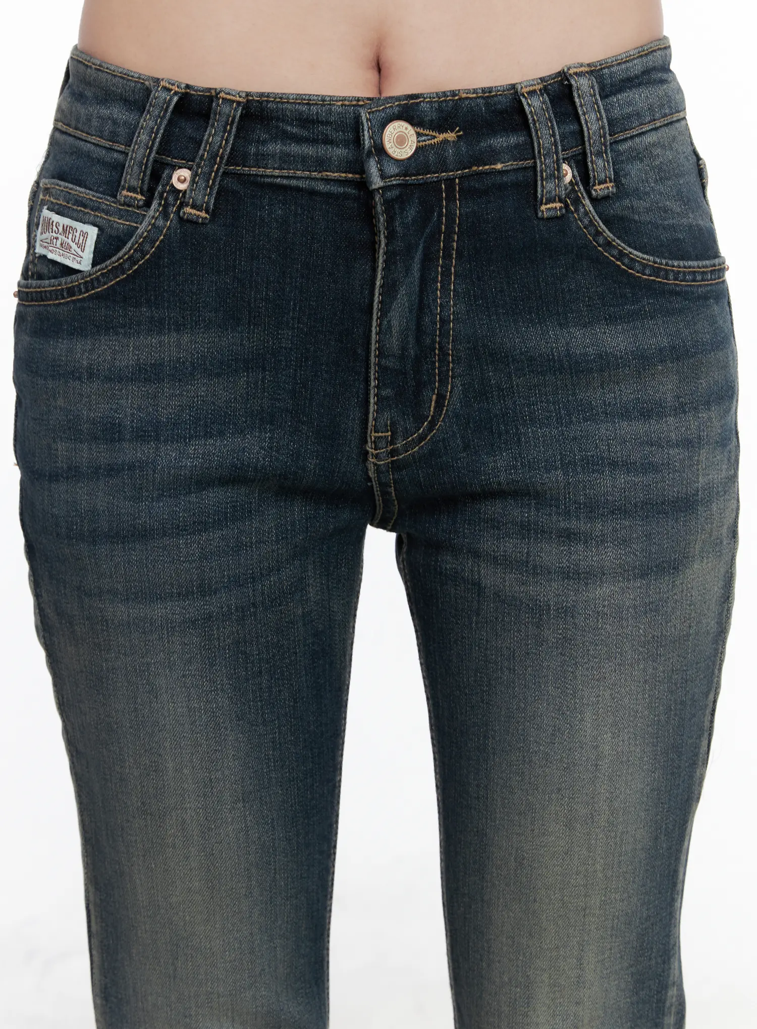 Rosé Washed Bootcut Jeans CO520 - Image 8