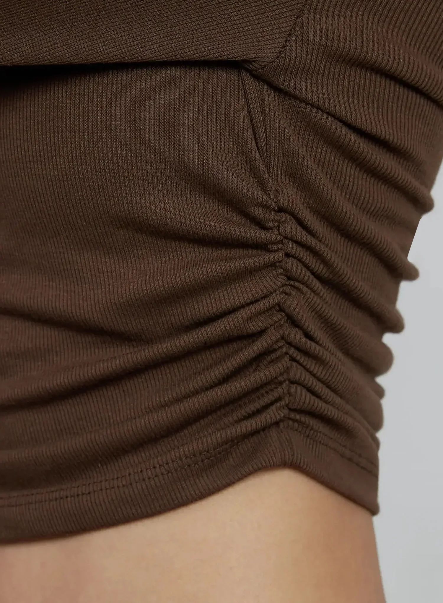 Ruched Off-Shoulder Crop Top IM520 - Image 10