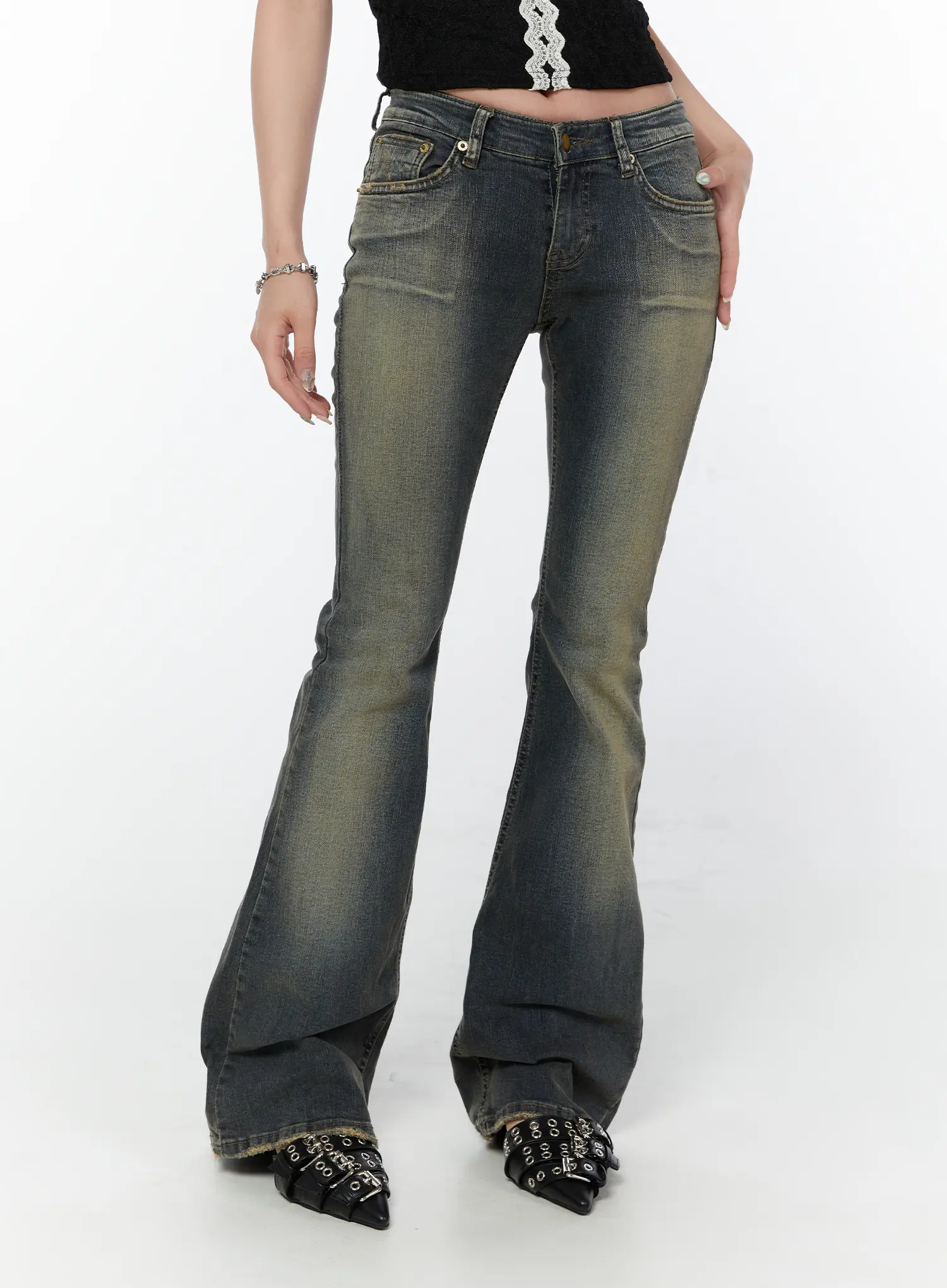 Rumi Vintage Flared Jeans CY514 - Image 10
