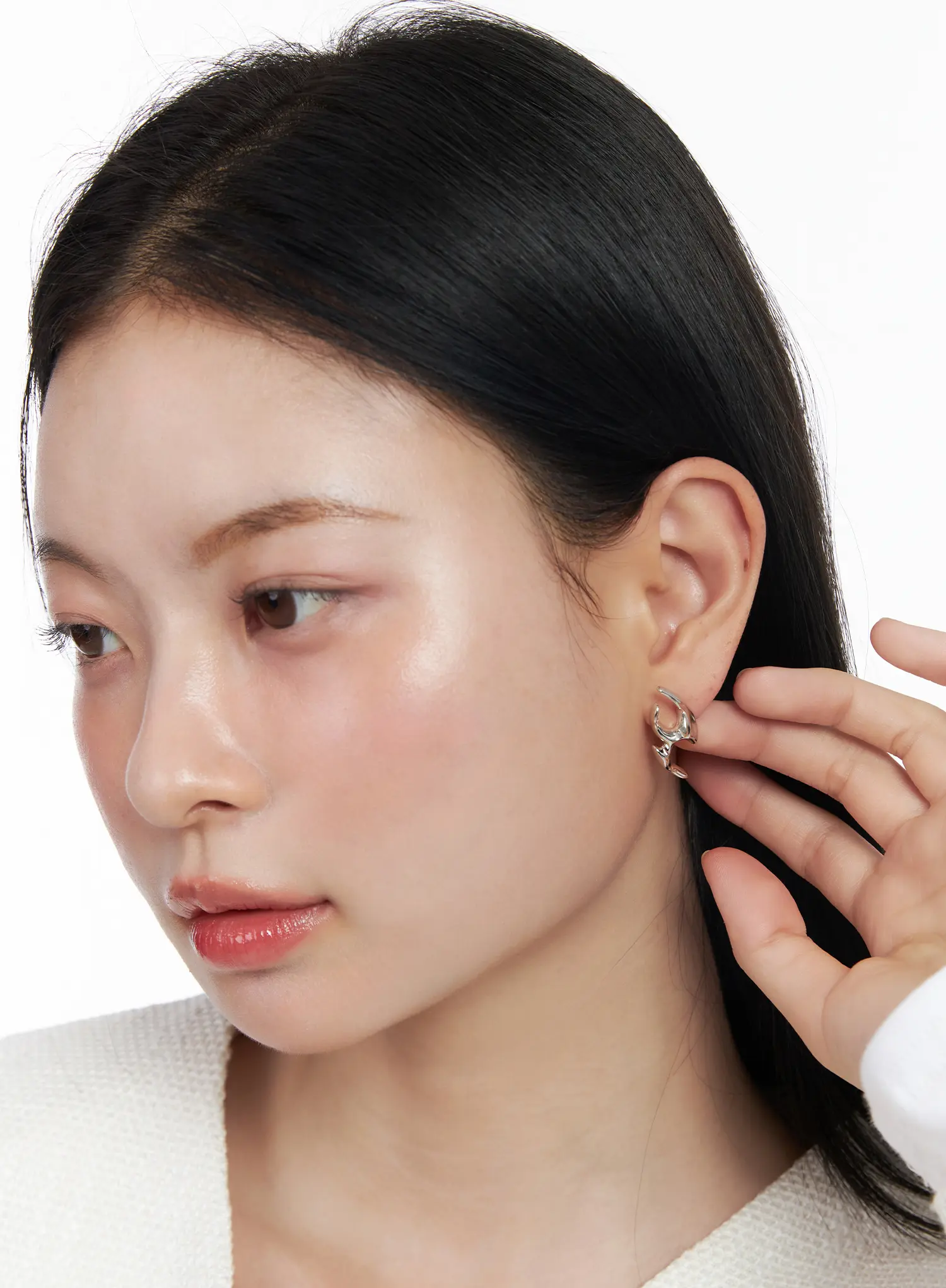 Sculptural Earrings CJ523 - Image 2