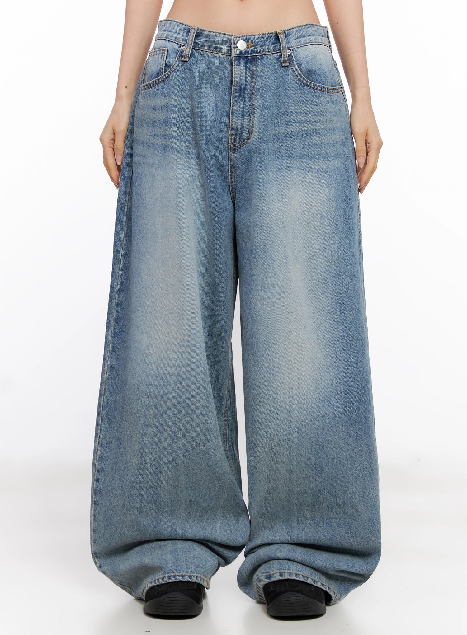 Seojin Washed Wide-Leg Jeans IG508 - Image 4
