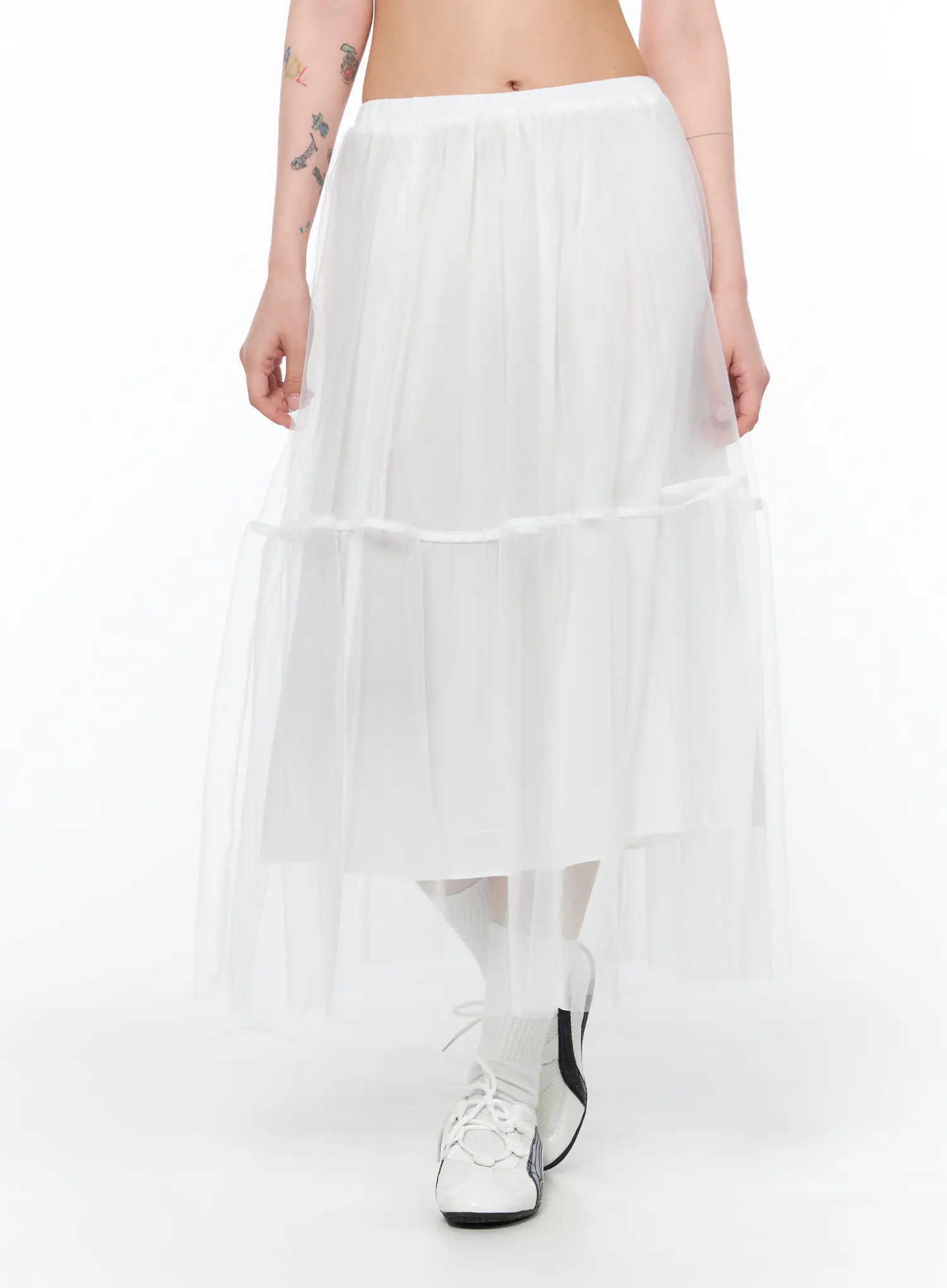 Sheer Tiered Tulle Maxi Skirt CA527 - Image 2