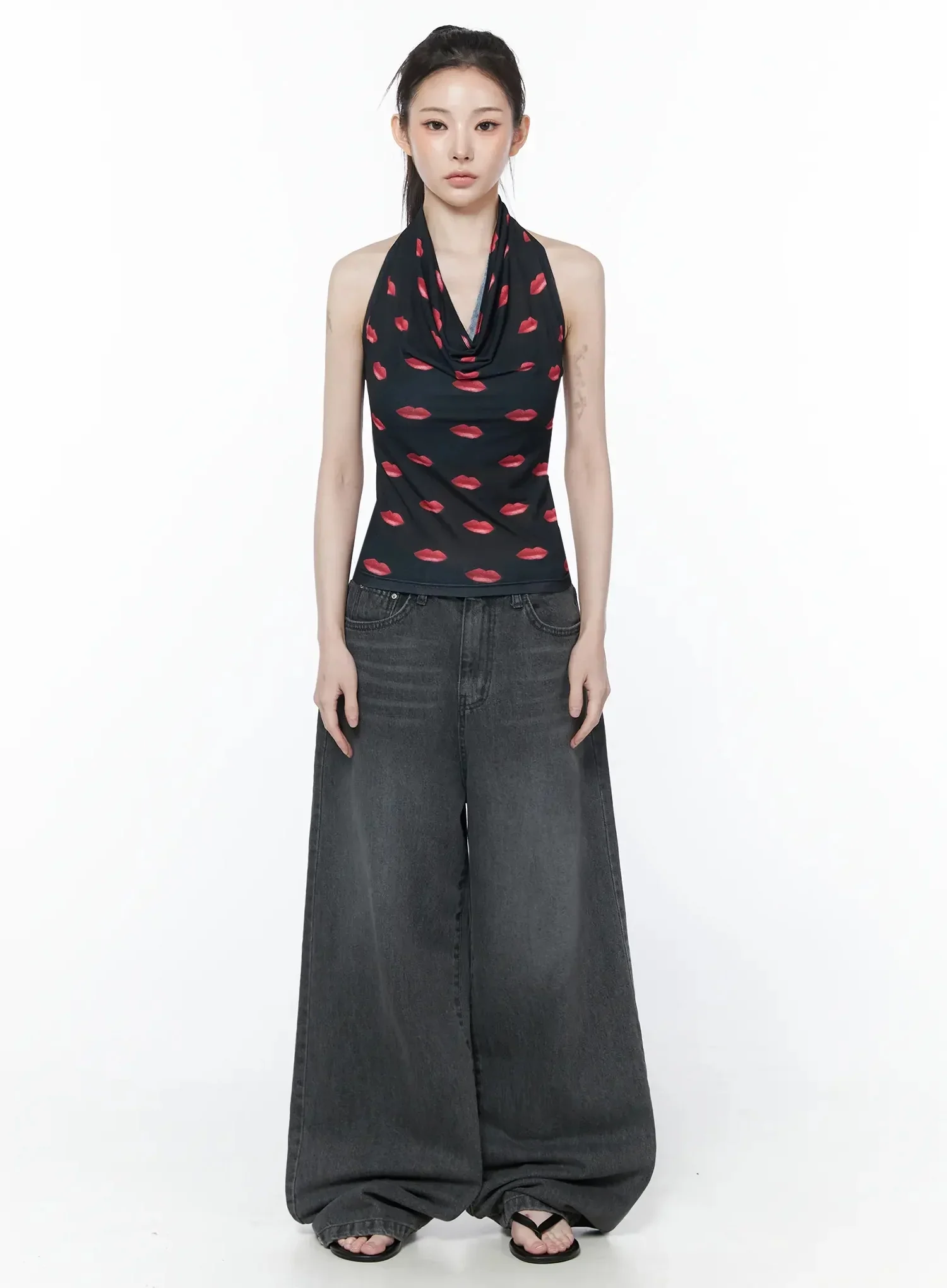 Shia Vintage Wash Wide-Leg Jeans IY514 - Image 5