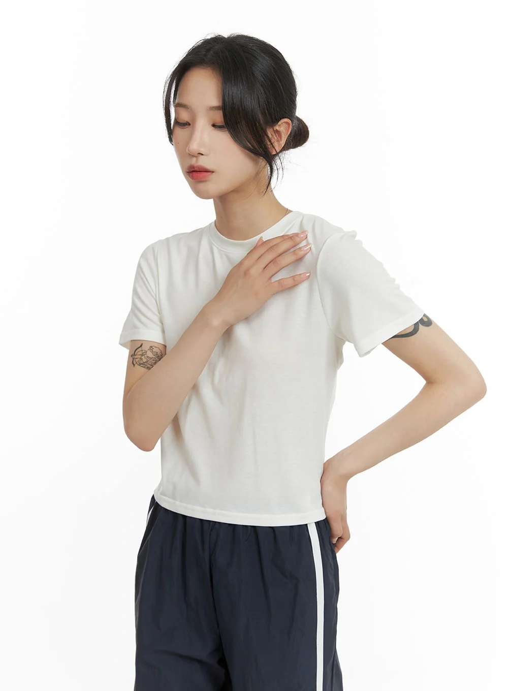 Shirred Cut-Out Back Top CM426 - Image 2