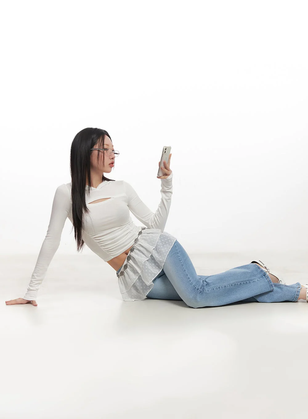 Shirred Cut-Out Crop Hoodie Top CA521 - Image 5