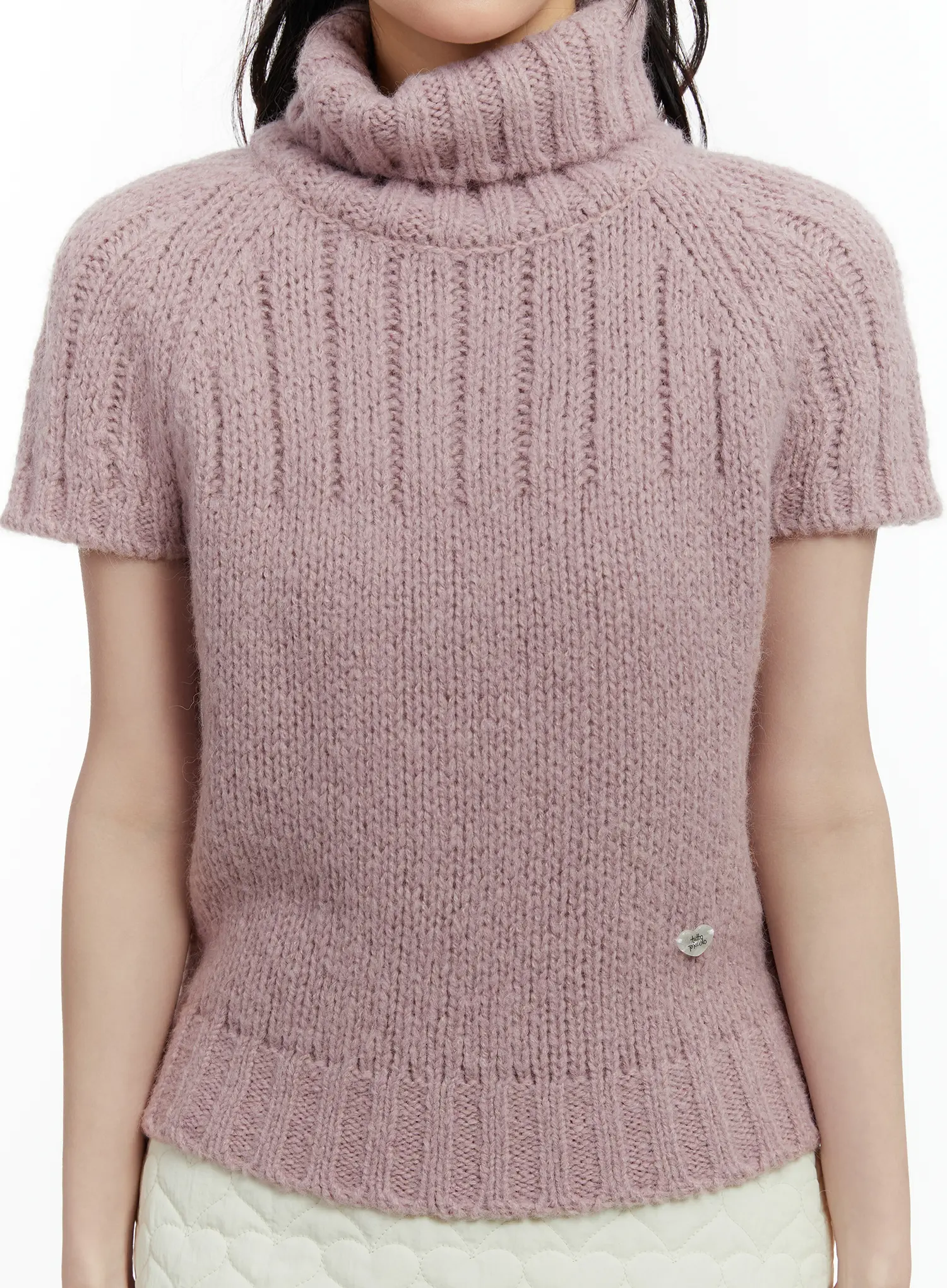 Short Sleeve Turtleneck Knit Top CD523 - Image 4