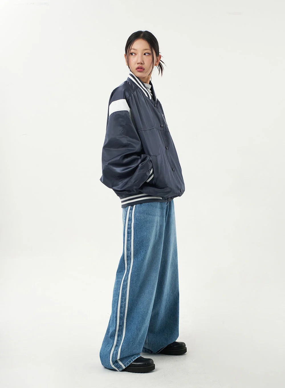 Side Stripe Jeans CA326 - Image 12