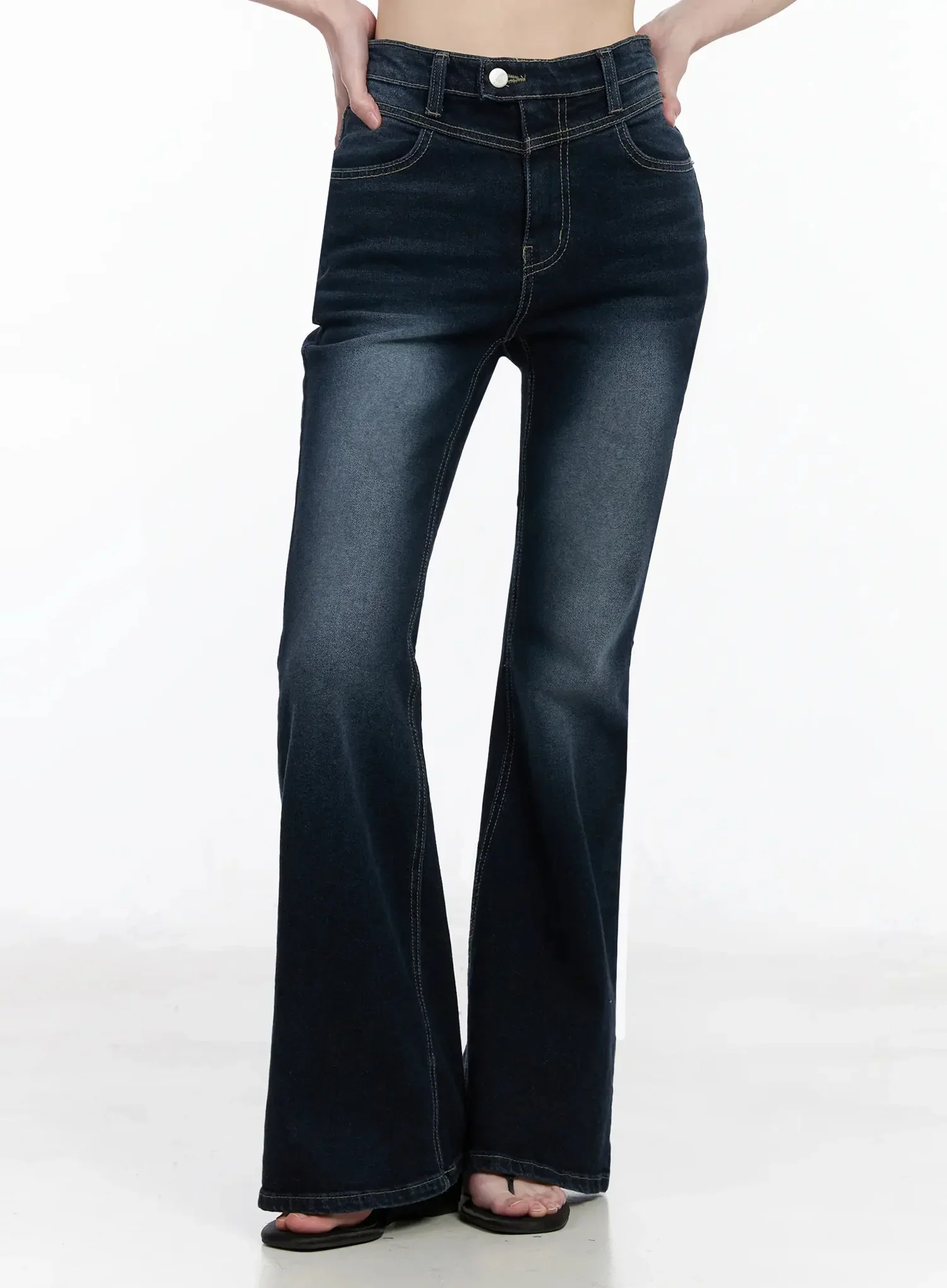 Skylar High-Waist Flare Jeans IY511 - Image 9