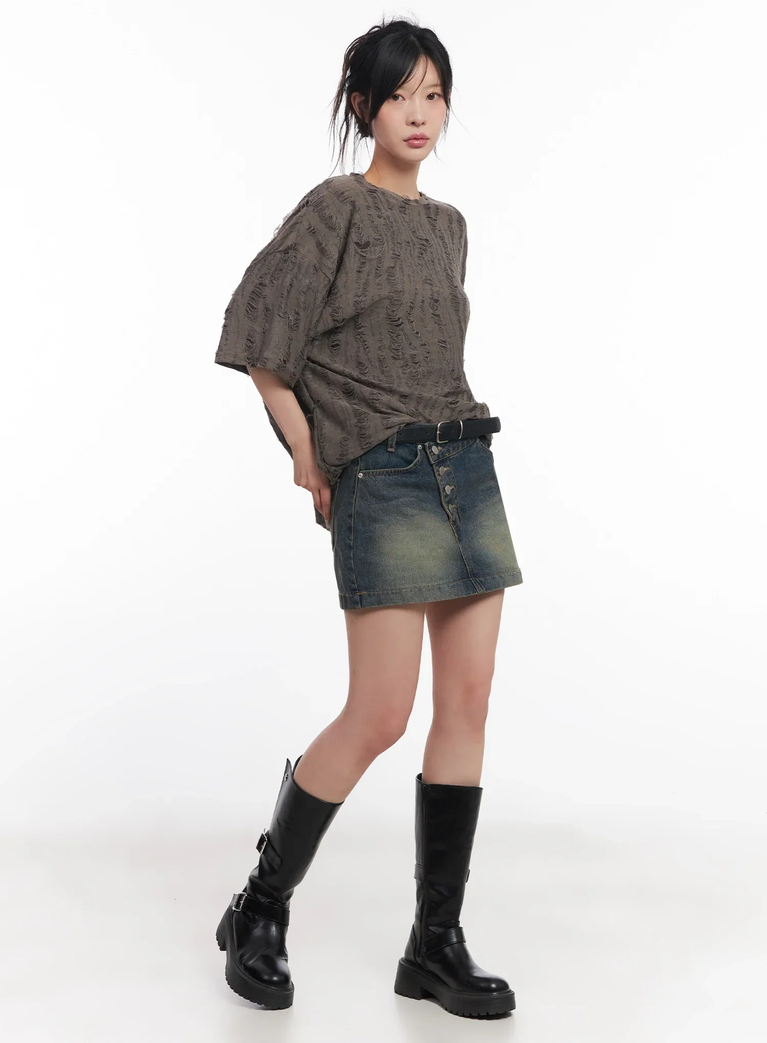 Slanted-Button Low-Rise Denim Skirt IC503 - Image 13